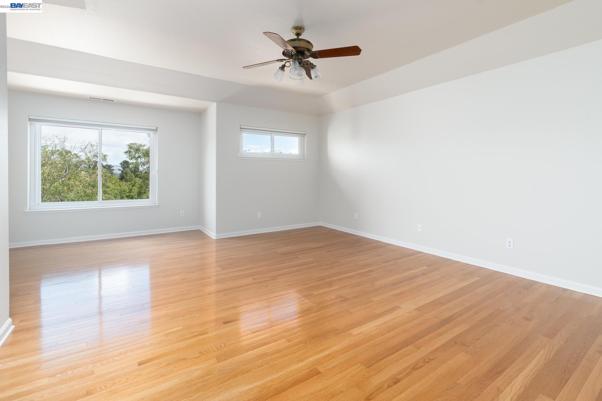 Detail Gallery Image 19 of 46 For 228 Stowring Rd, Petaluma,  CA 94952 - 4 Beds | 2/1 Baths