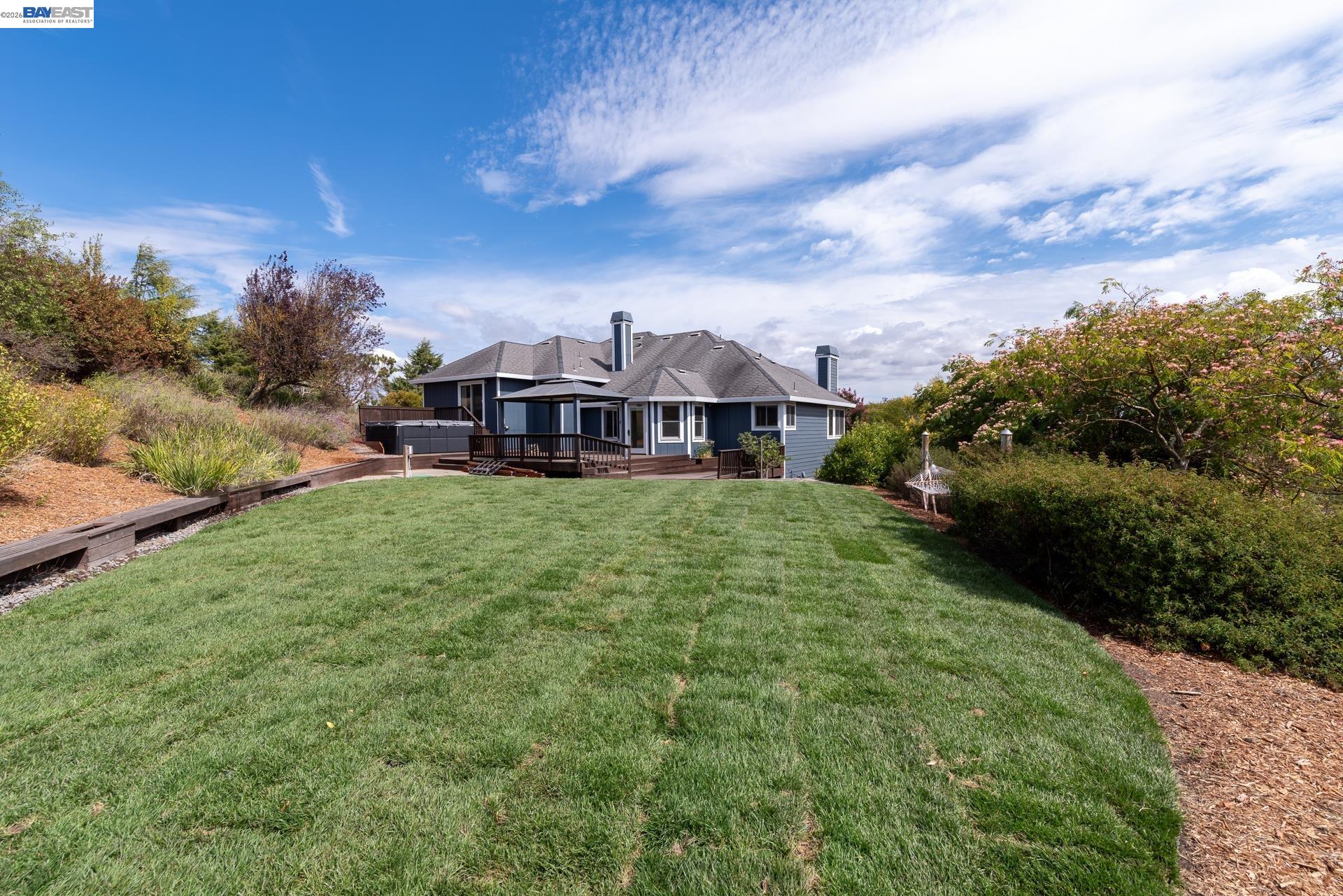 Detail Gallery Image 34 of 46 For 228 Stowring Rd, Petaluma,  CA 94952 - 4 Beds | 2/1 Baths