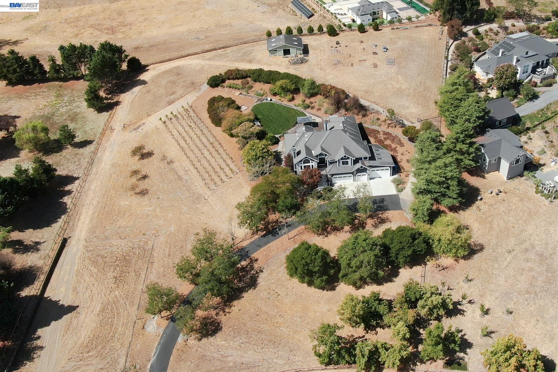 Detail Gallery Image 39 of 46 For 228 Stowring Rd, Petaluma,  CA 94952 - 4 Beds | 2/1 Baths