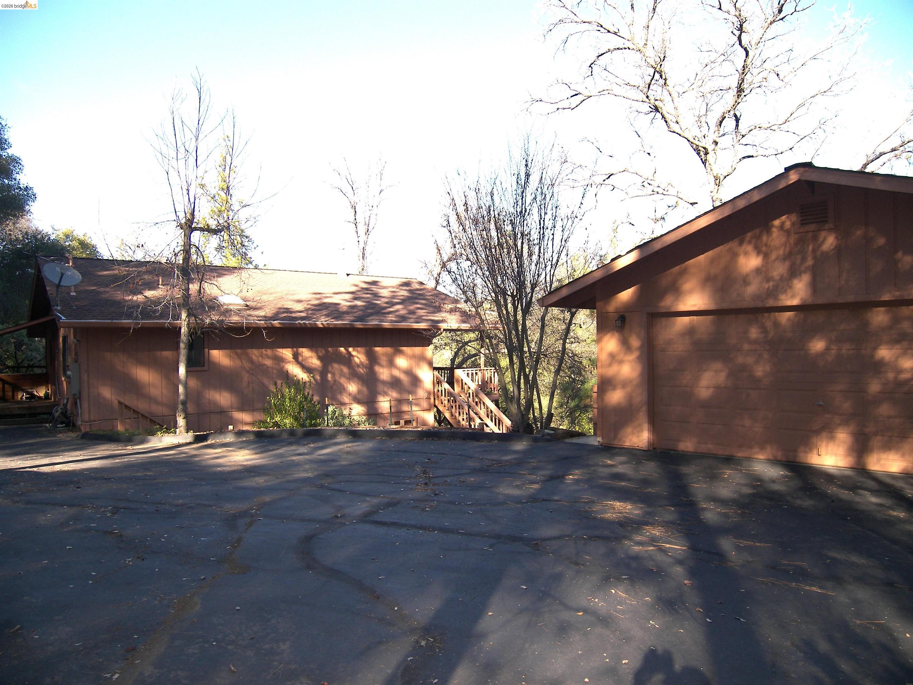 Detail Gallery Image 2 of 58 For 21076 Hillcroft Dr., Groveland,  CA 95321 - 3 Beds | 2 Baths