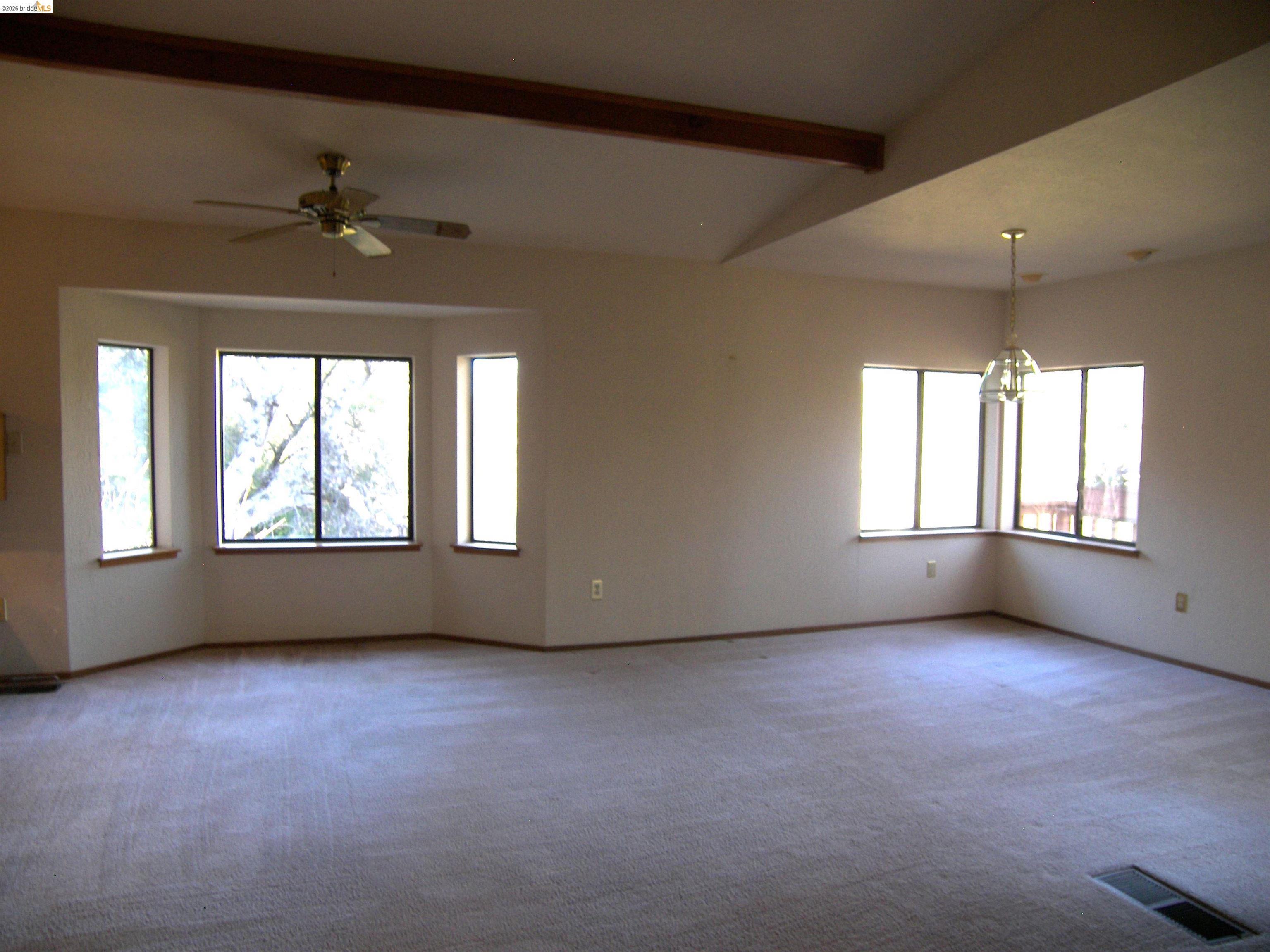 Detail Gallery Image 11 of 58 For 21076 Hillcroft Dr., Groveland,  CA 95321 - 3 Beds | 2 Baths