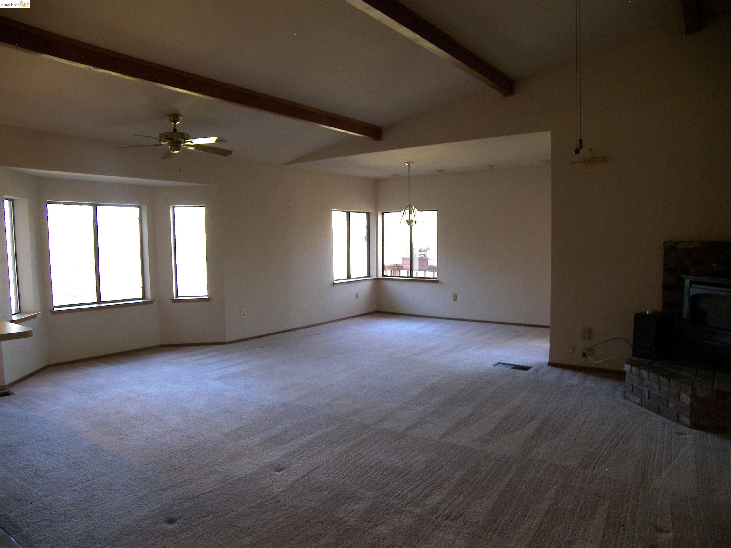 Detail Gallery Image 12 of 58 For 21076 Hillcroft Dr., Groveland,  CA 95321 - 3 Beds | 2 Baths