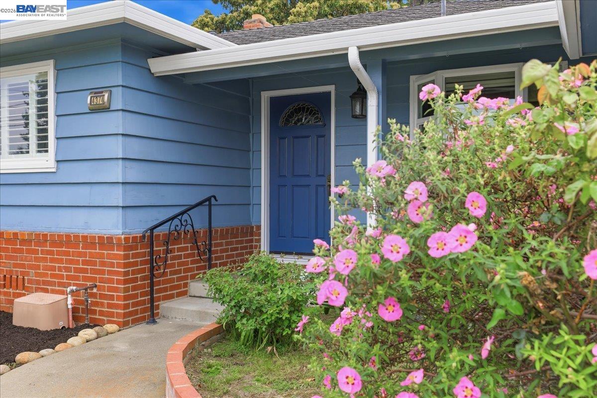 Detail Gallery Image 2 of 24 For 4374 Eggers Dr, Fremont,  CA 94536 - 3 Beds | 2 Baths