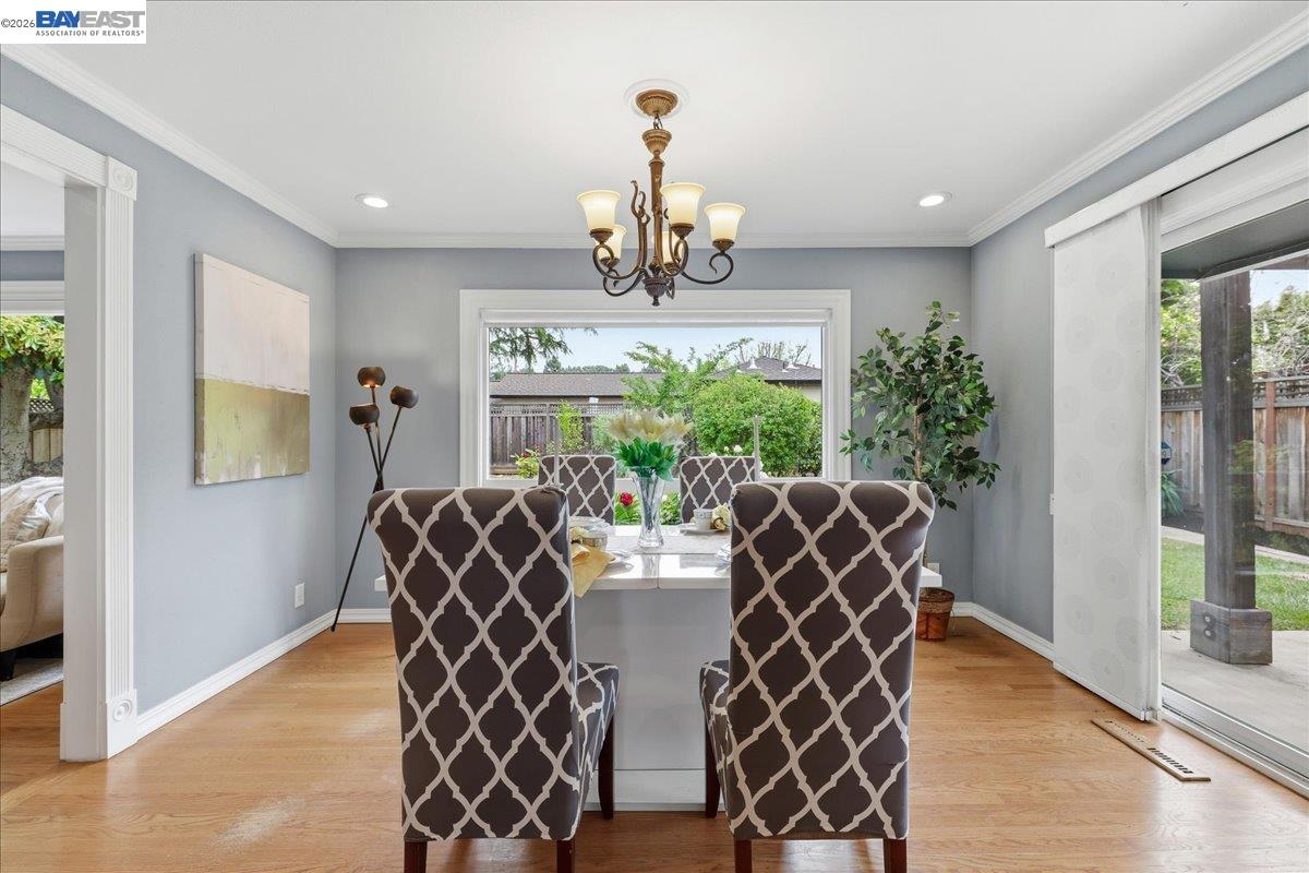 Detail Gallery Image 11 of 24 For 4374 Eggers Dr, Fremont,  CA 94536 - 3 Beds | 2 Baths