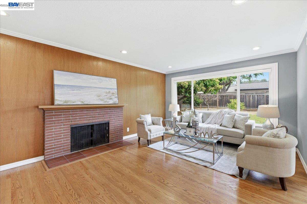 Detail Gallery Image 3 of 24 For 4374 Eggers Dr, Fremont,  CA 94536 - 3 Beds | 2 Baths