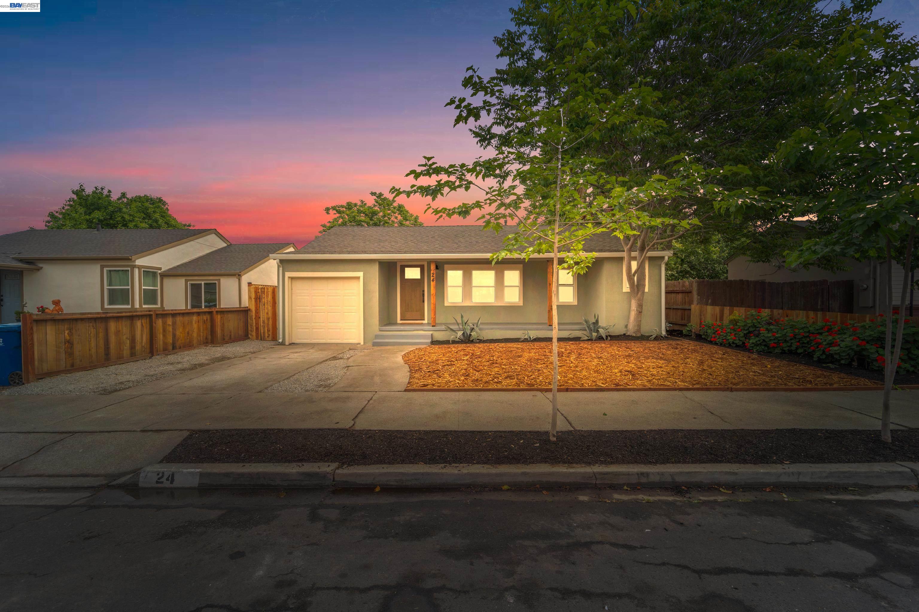 Front Image Thumbnail for BE41129343