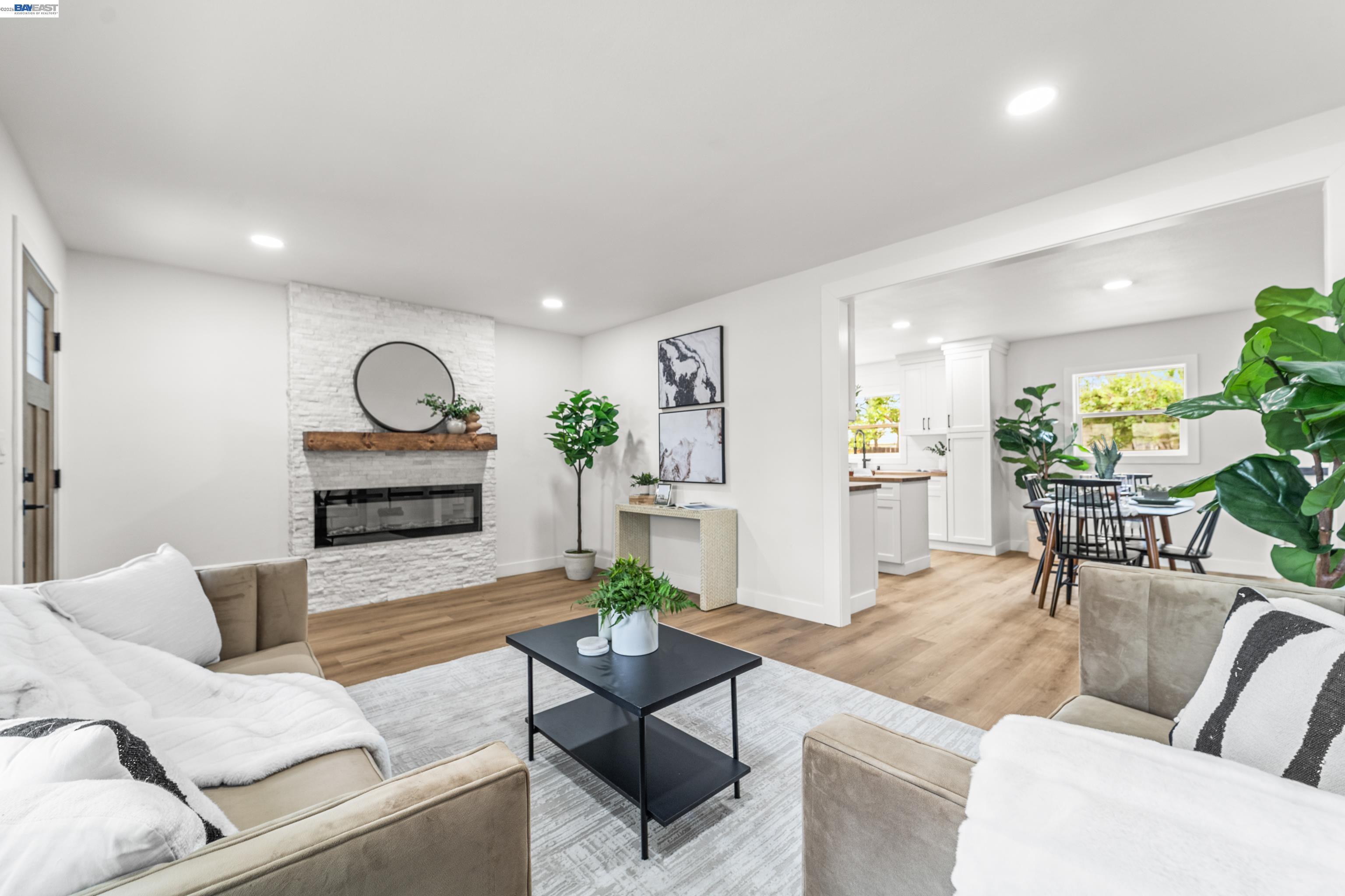 Detail Gallery Image 9 of 42 For 24 Lawrence Ave, Antioch,  CA 94509 - 2 Beds | 1 Baths