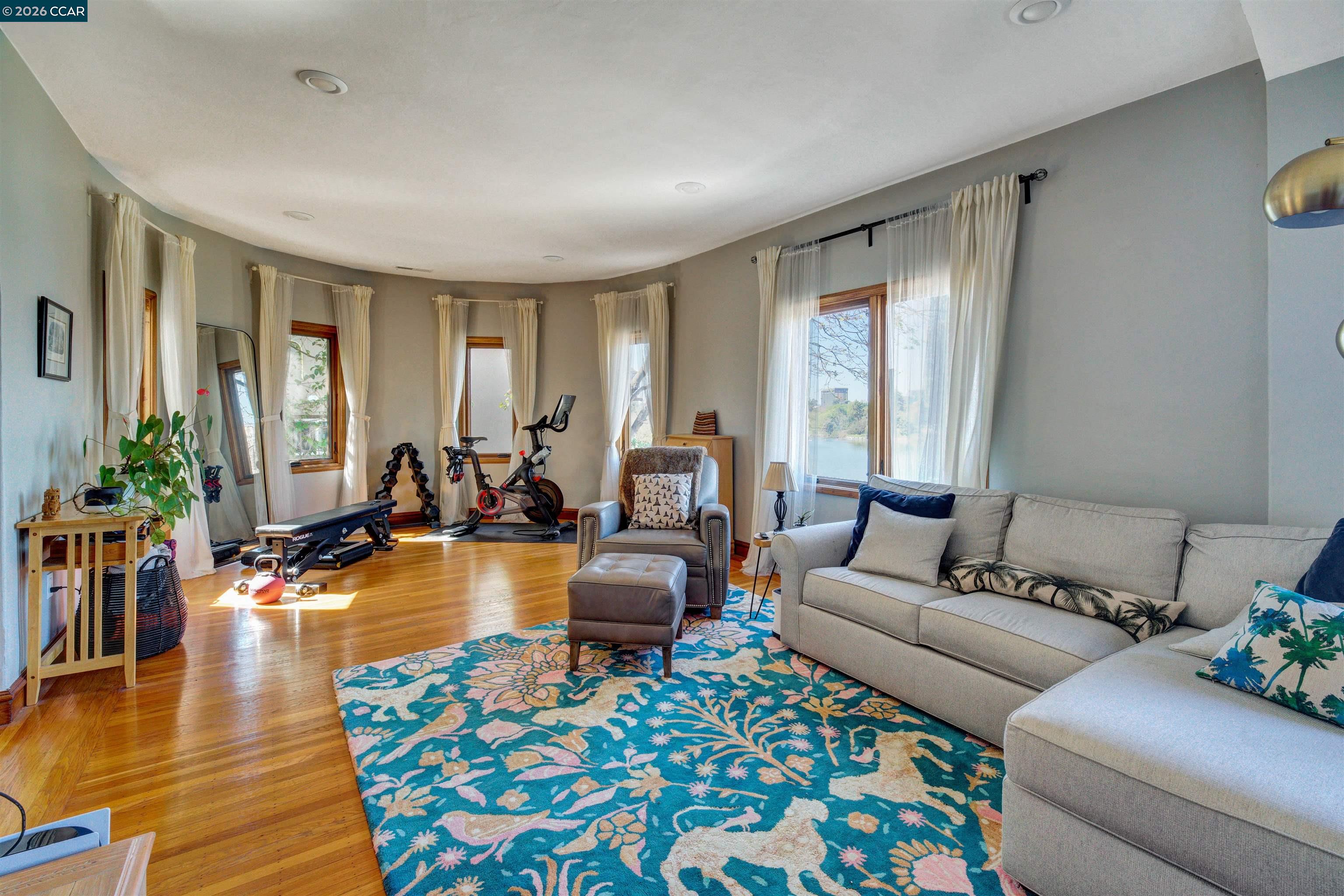 2038 Lakeshore Ave, Oakland CA 94606 — photo 24