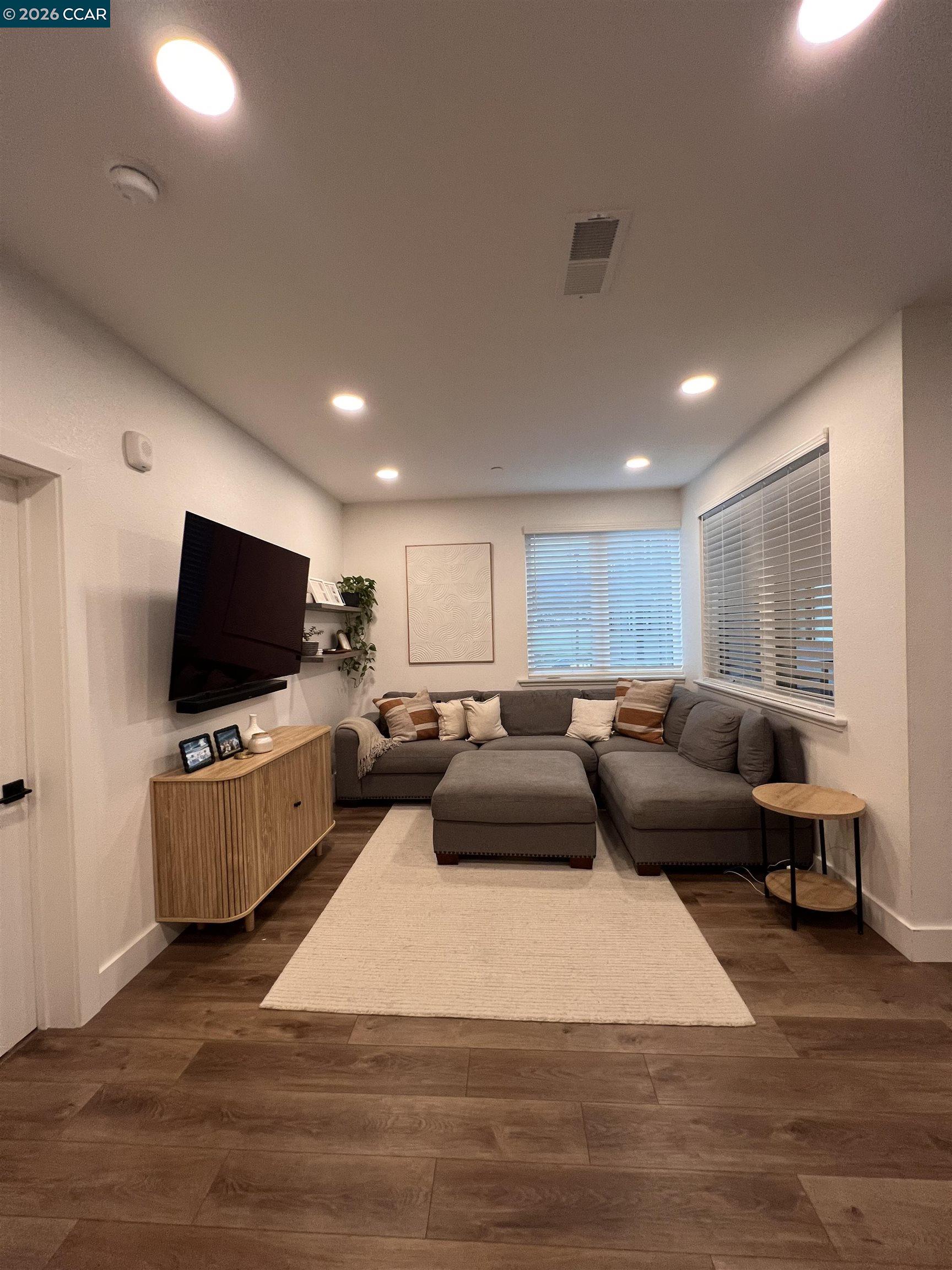 9220 Bancroft Ave UNIT B, Oakland, CA, 94603