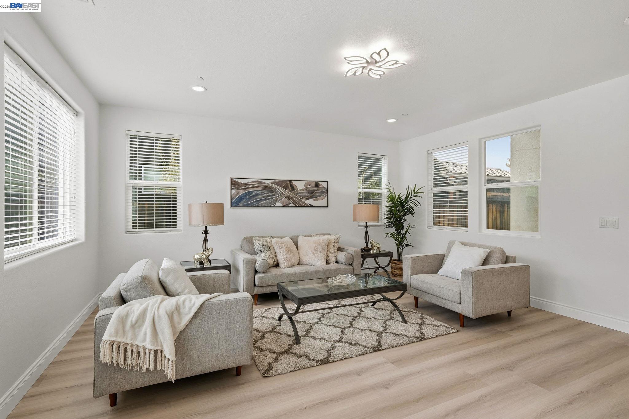 Detail Gallery Image 10 of 53 For 574 Mandevilla Dr, Brentwood,  CA 94513 - 5 Beds | 4 Baths