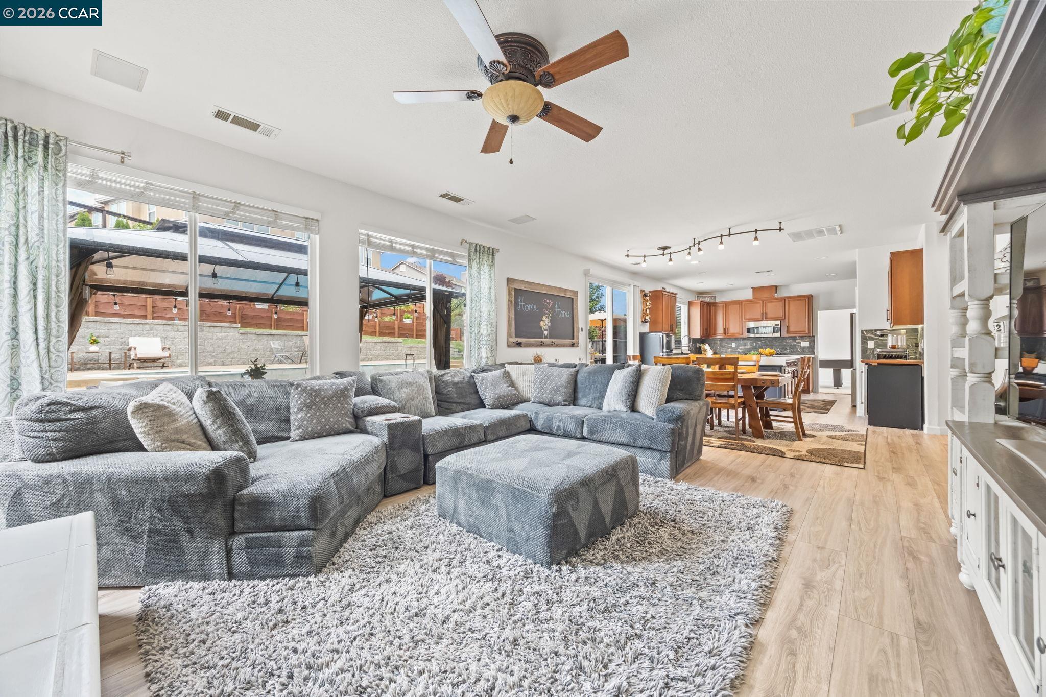 911 Autumn Oak Cir, Concord, CA, 94521