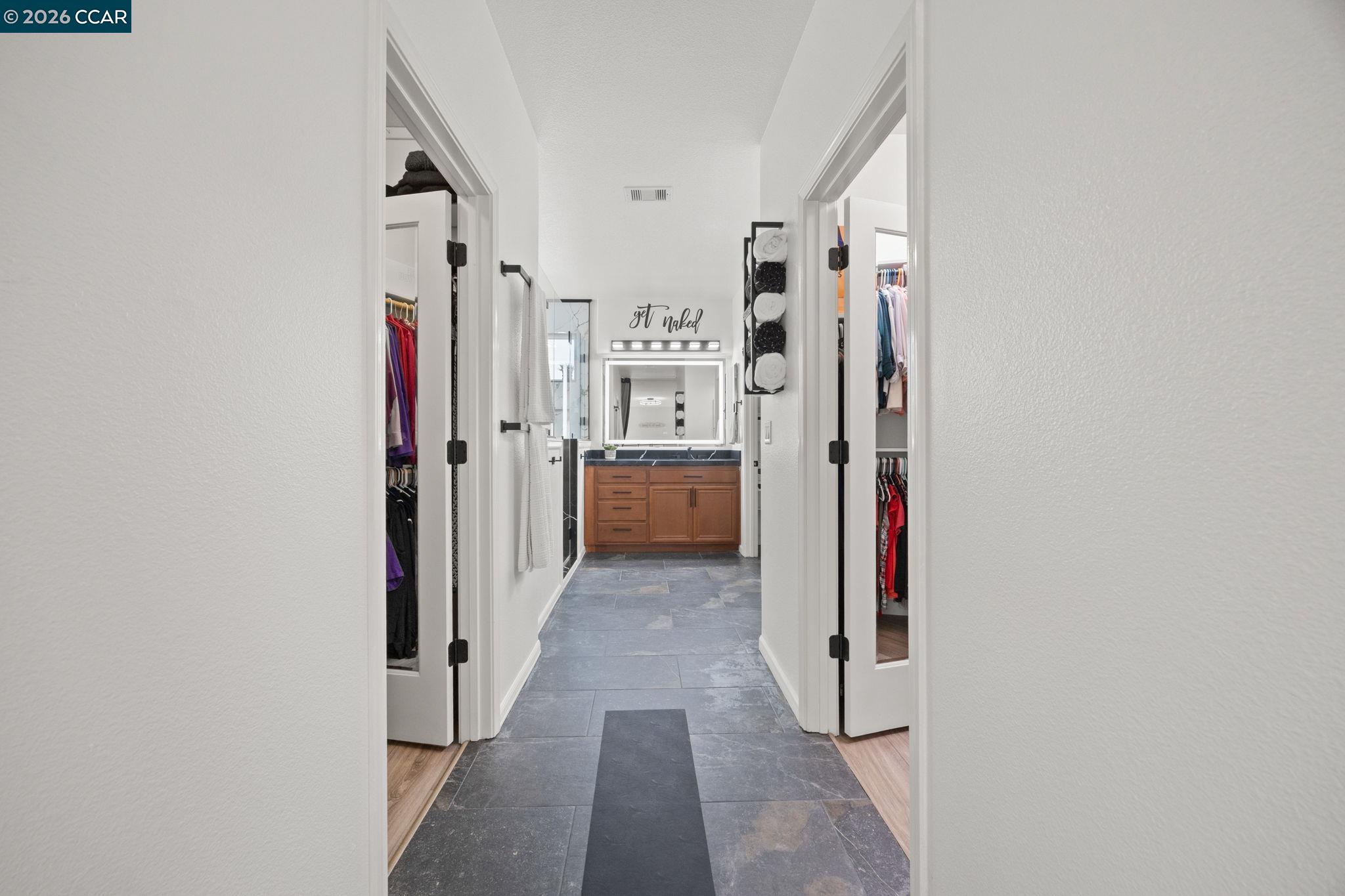 Detail Gallery Image 37 of 60 For 911 Autumn Oak Cir, Concord,  CA 94521 - 4 Beds | 3/1 Baths