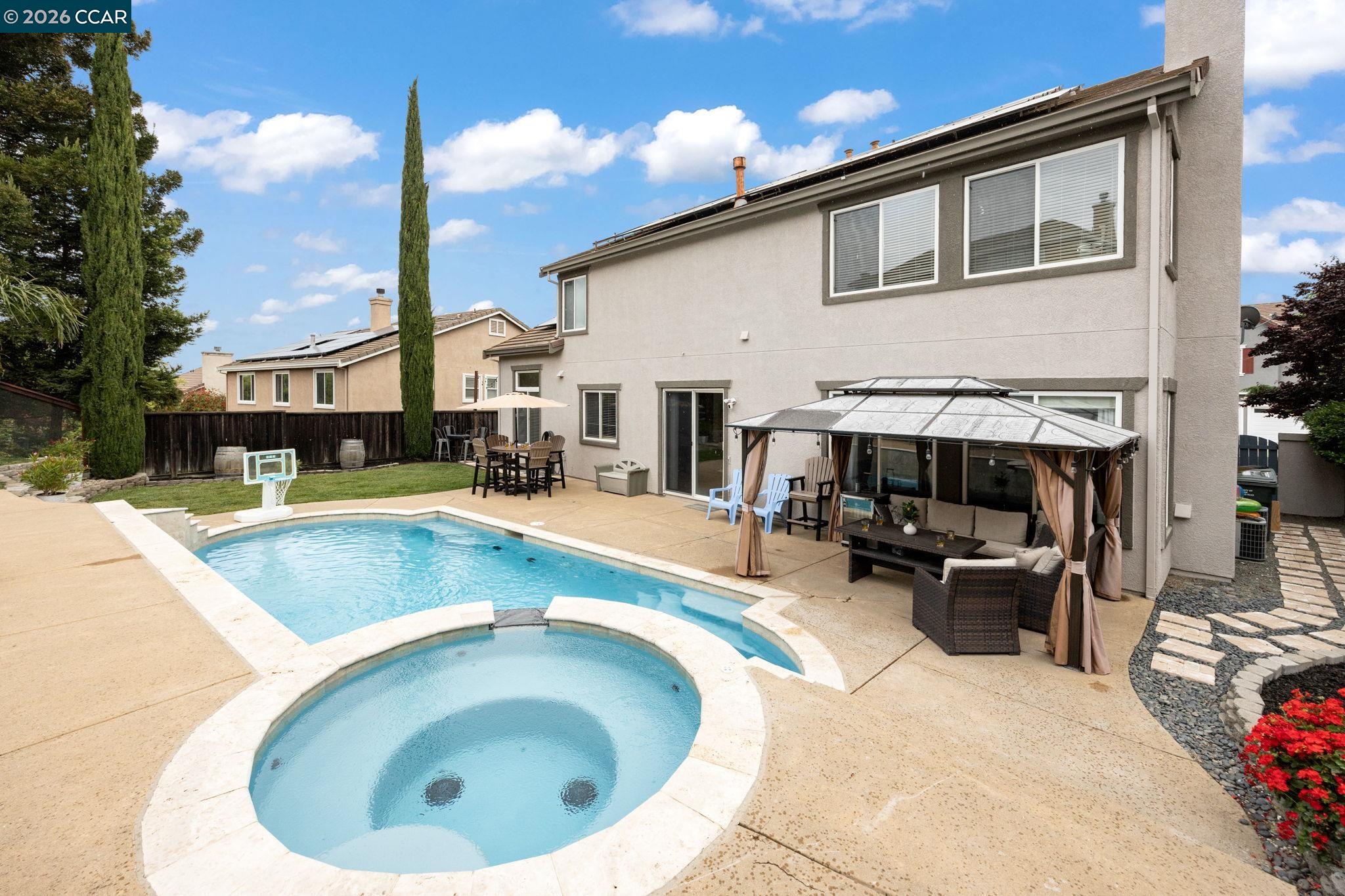 Detail Gallery Image 49 of 60 For 911 Autumn Oak Cir, Concord,  CA 94521 - 4 Beds | 3/1 Baths