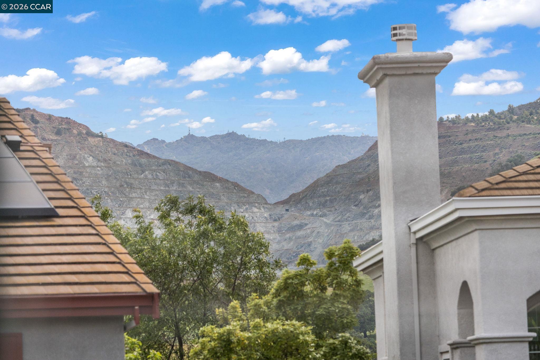 Detail Gallery Image 52 of 60 For 911 Autumn Oak Cir, Concord,  CA 94521 - 4 Beds | 3/1 Baths