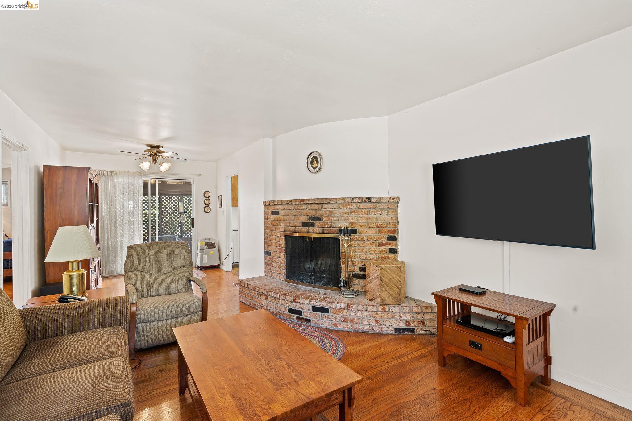 Detail Gallery Image 16 of 20 For 777 Kern St, Richmond,  CA 94805 - 2 Beds | 1 Baths