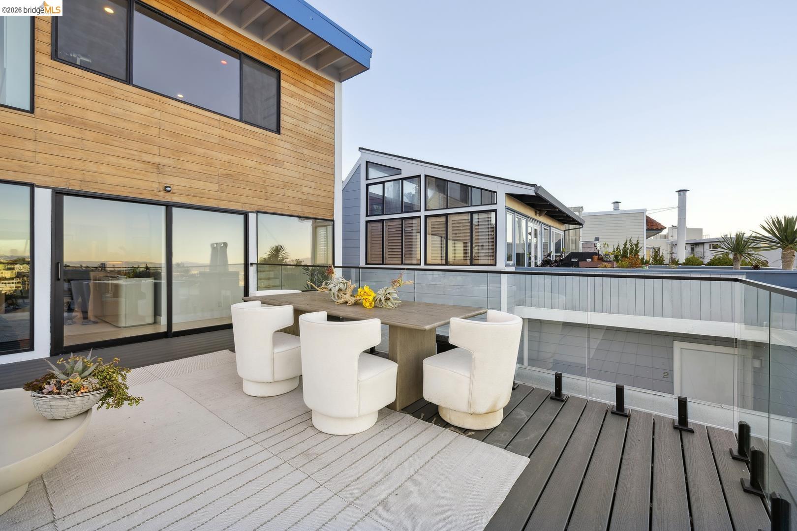 Detail Gallery Image 21 of 27 For 130 Grand View Ave, San Francisco,  CA 94114 - – Beds | – Baths