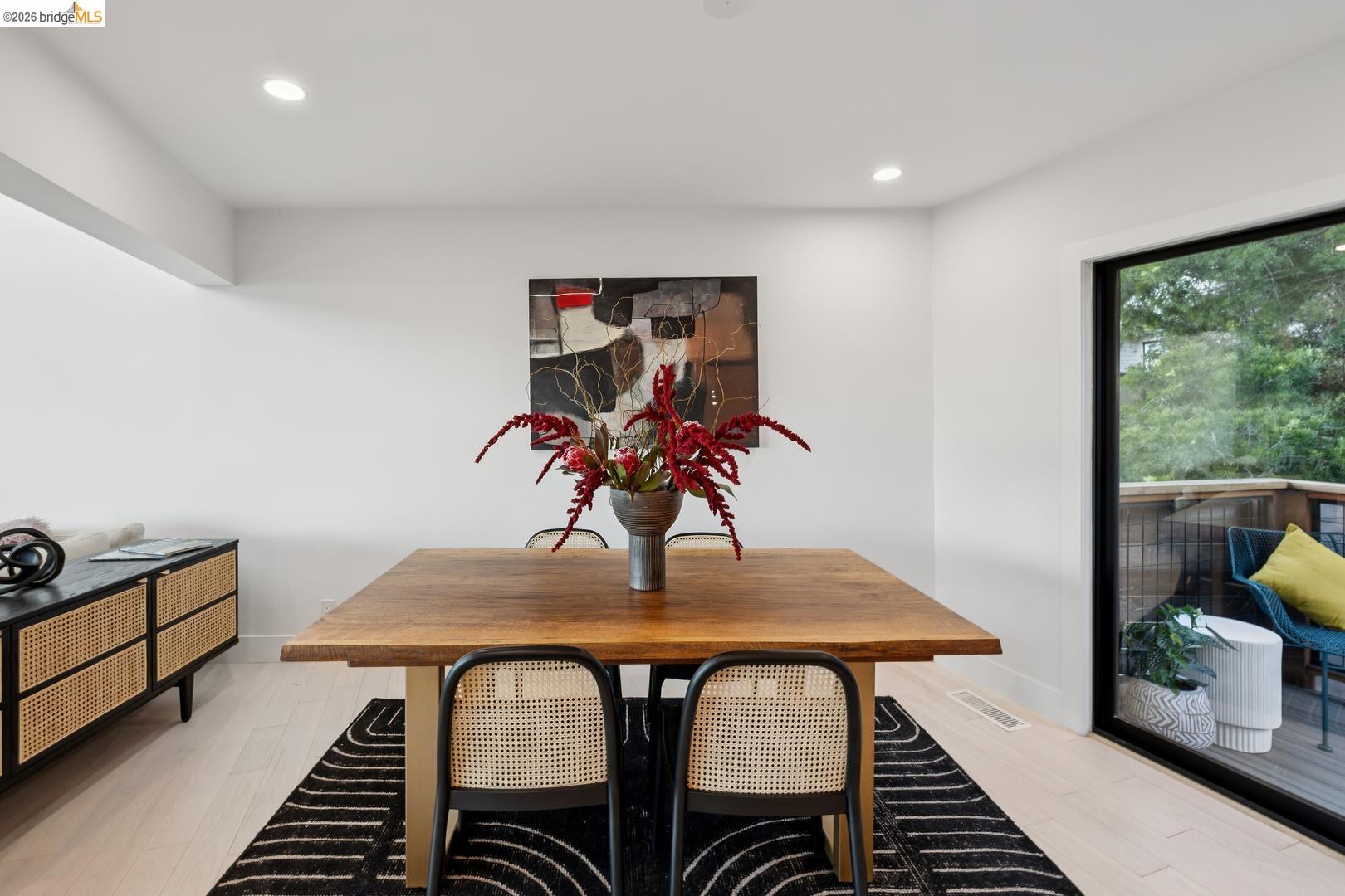 Detail Gallery Image 7 of 27 For 130 Grand View Ave, San Francisco,  CA 94114 - – Beds | – Baths