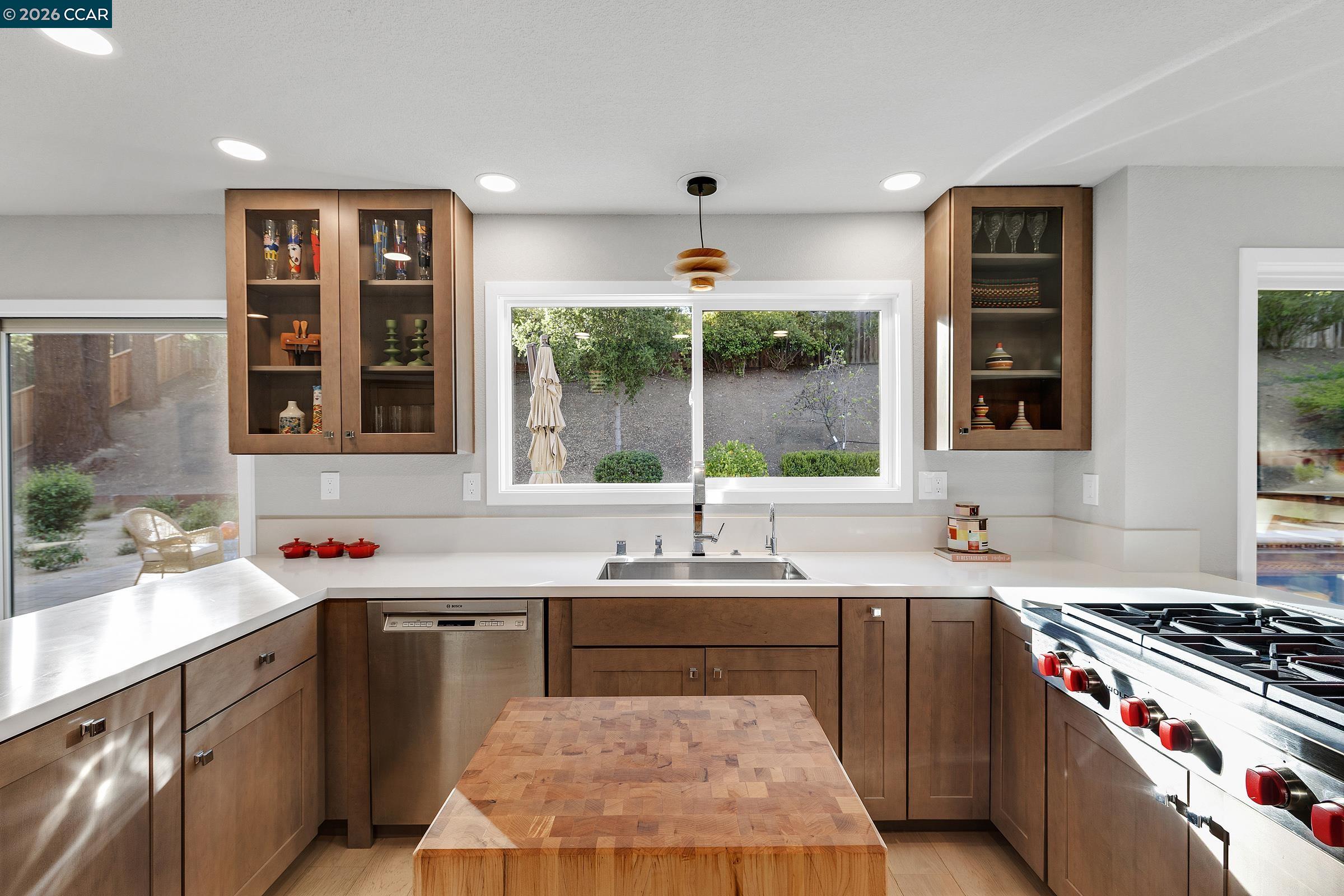 Detail Gallery Image 12 of 46 For 420 Pennington Pl, Danville,  CA 94526 - 5 Beds | 3 Baths