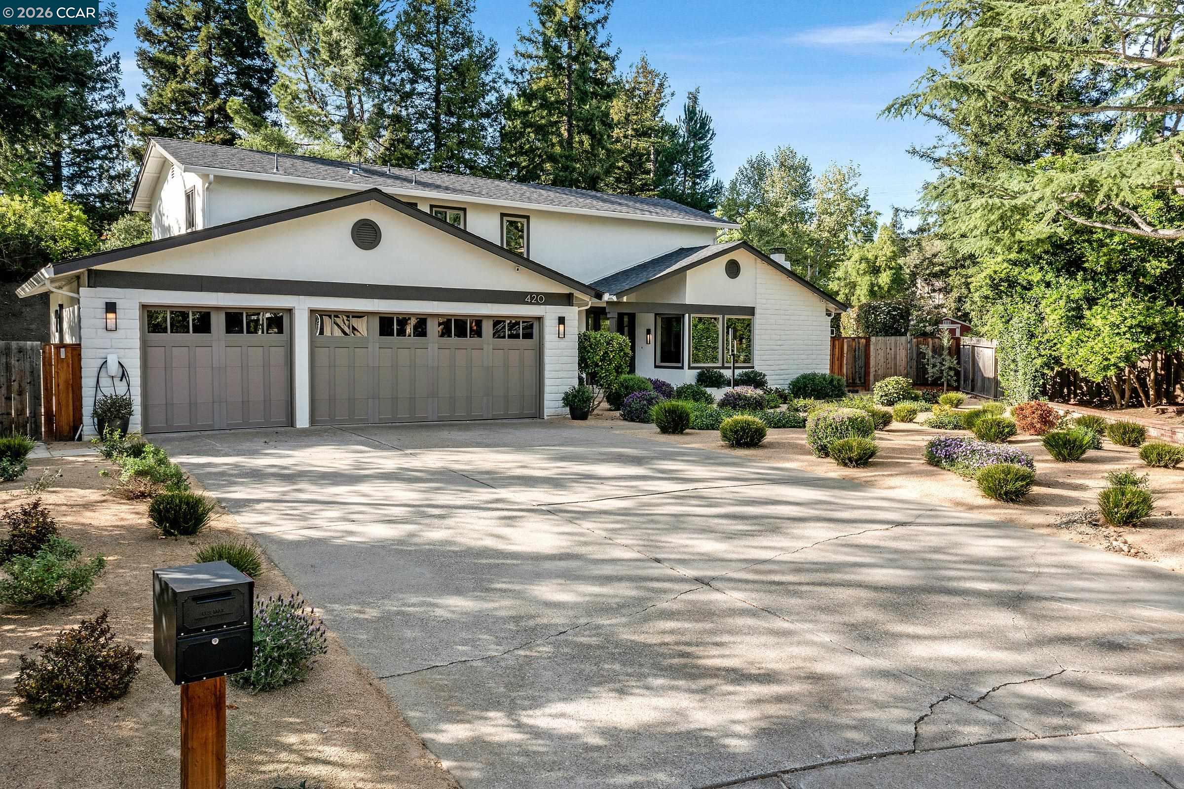 Detail Gallery Image 3 of 46 For 420 Pennington Pl, Danville,  CA 94526 - 5 Beds | 3 Baths