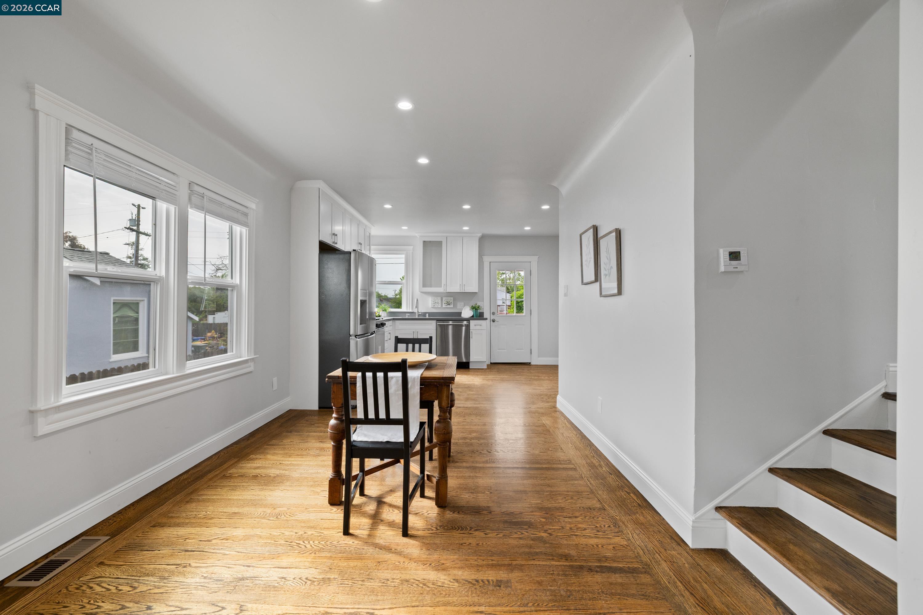 Detail Gallery Image 11 of 29 For 2039 Tennessee St, Vallejo,  CA 94590 - 3 Beds | 2 Baths