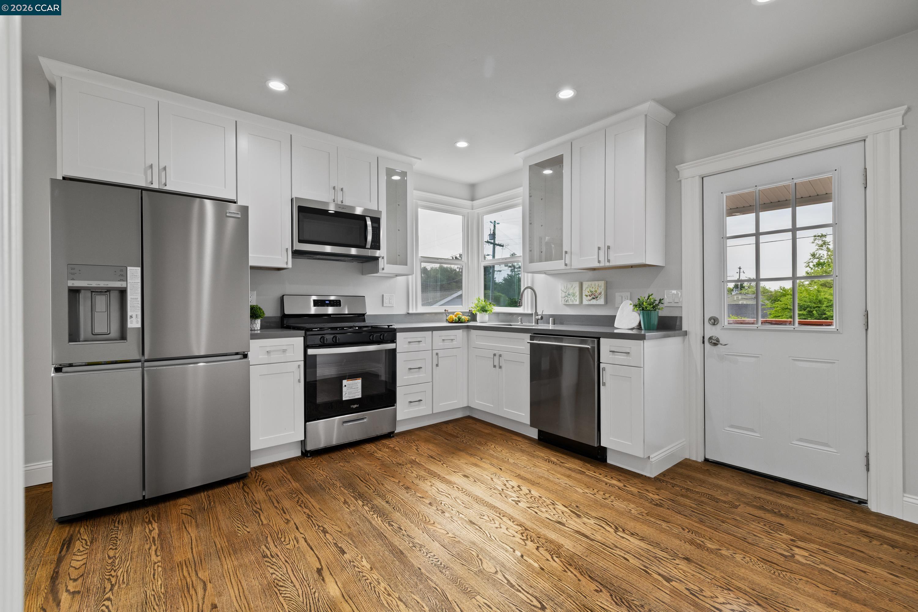 Detail Gallery Image 17 of 29 For 2039 Tennessee St, Vallejo,  CA 94590 - 3 Beds | 2 Baths