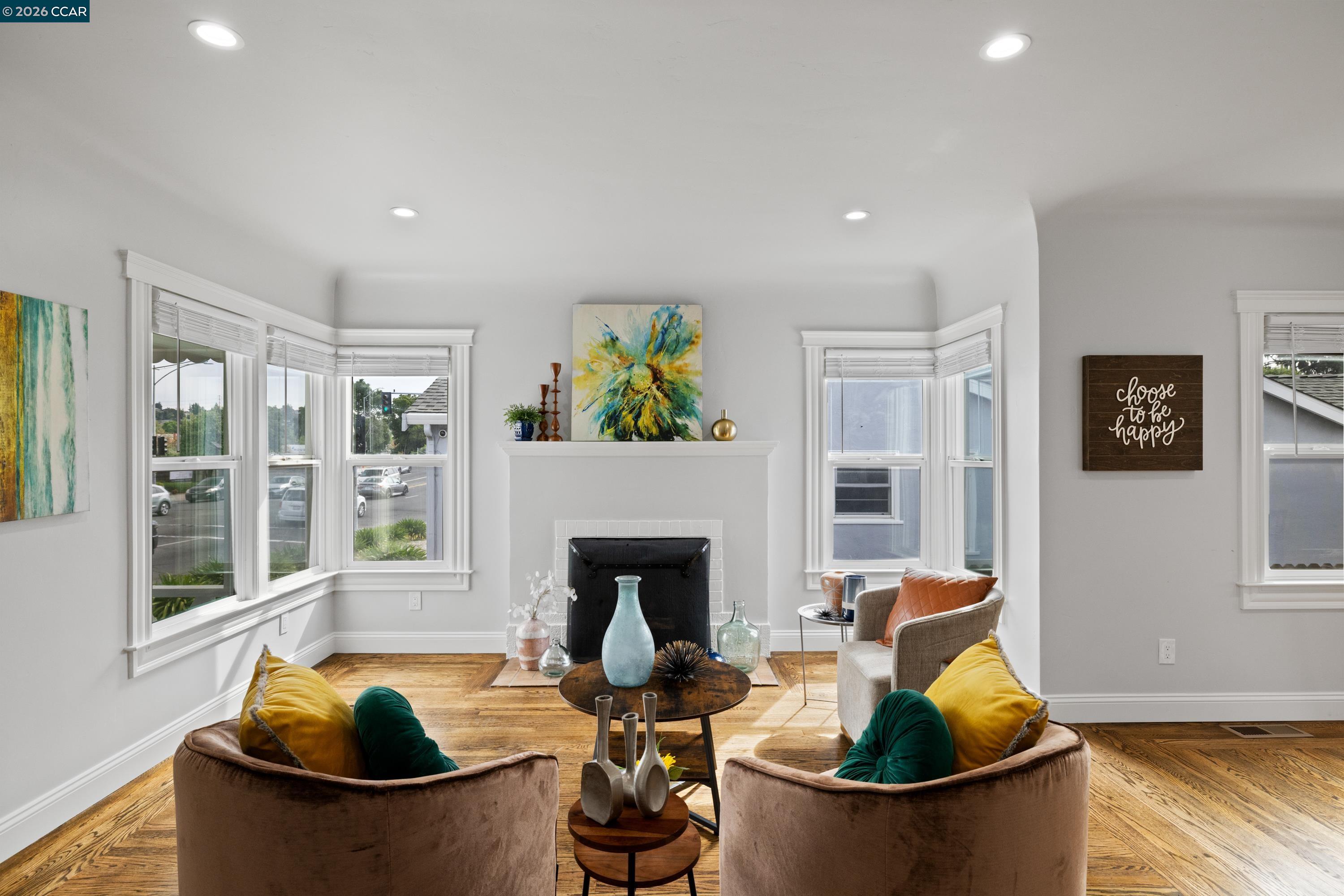 Detail Gallery Image 7 of 29 For 2039 Tennessee St, Vallejo,  CA 94590 - 3 Beds | 2 Baths