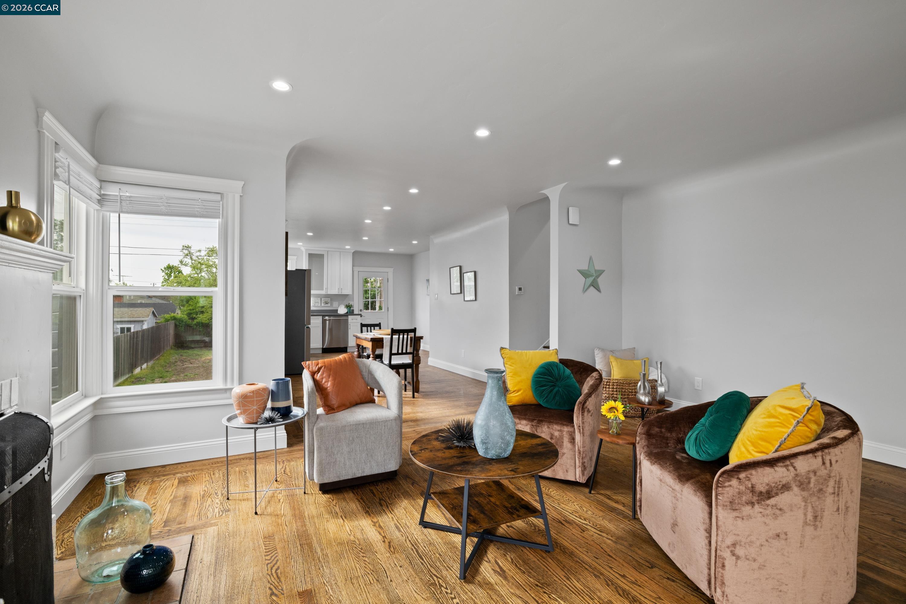 Detail Gallery Image 10 of 29 For 2039 Tennessee St, Vallejo,  CA 94590 - 3 Beds | 2 Baths