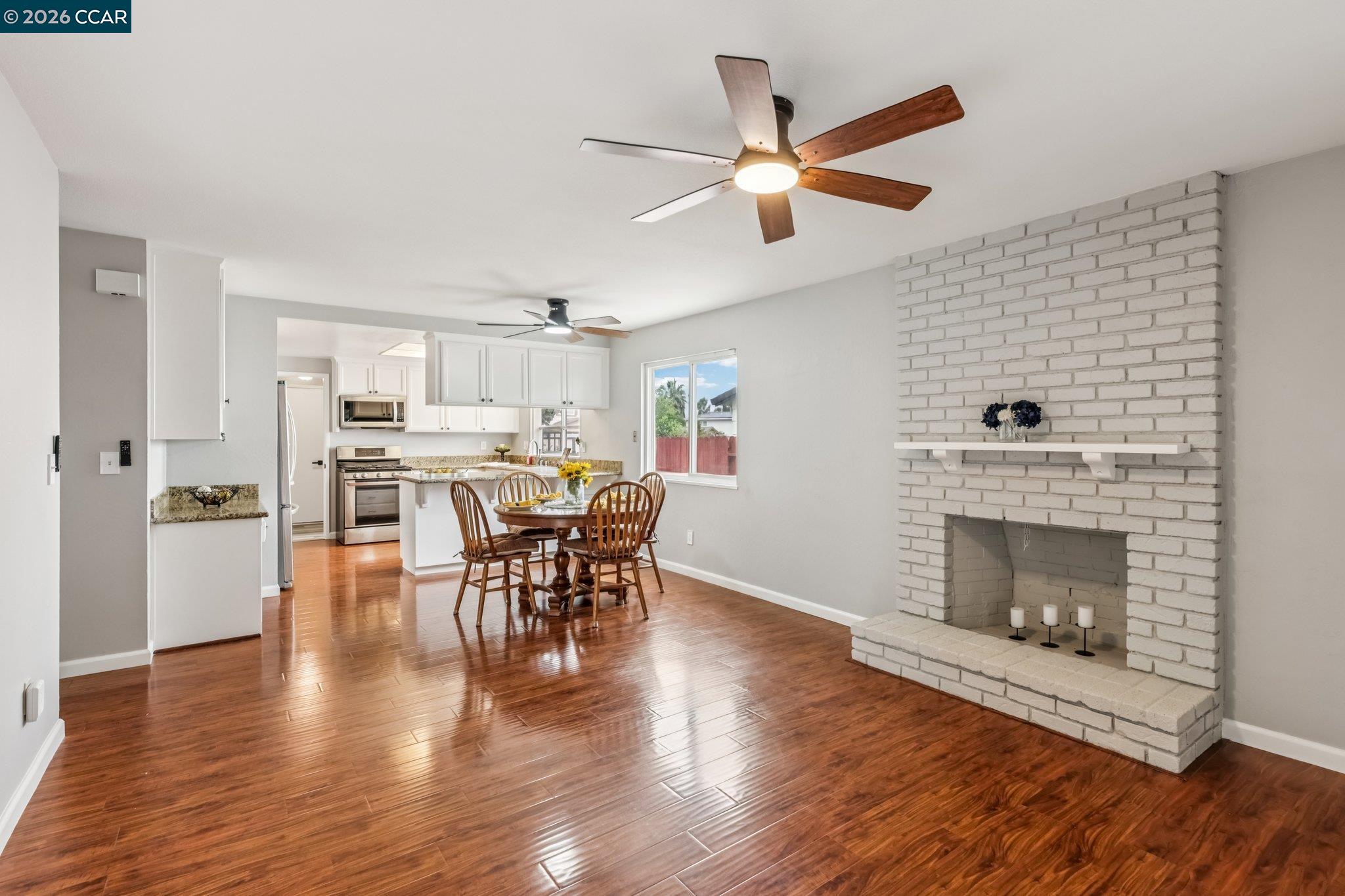 Detail Gallery Image 5 of 25 For 3162 Westbourne Dr, Antioch,  CA 94509 - 3 Beds | 3 Baths