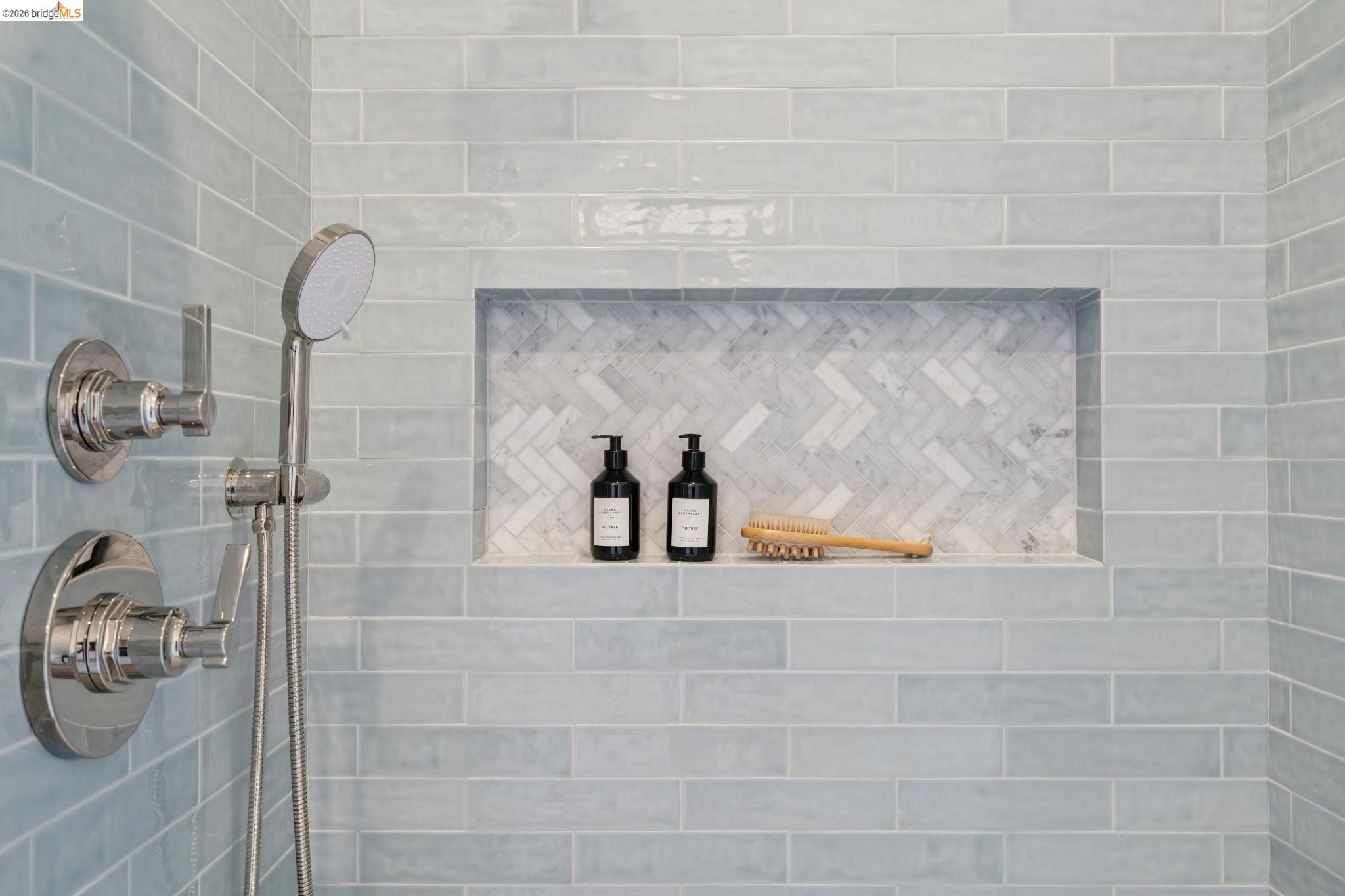 Detail Gallery Image 42 of 60 For 110 Monte, Piedmont,  CA 94611 - 5 Beds | 2/2 Baths