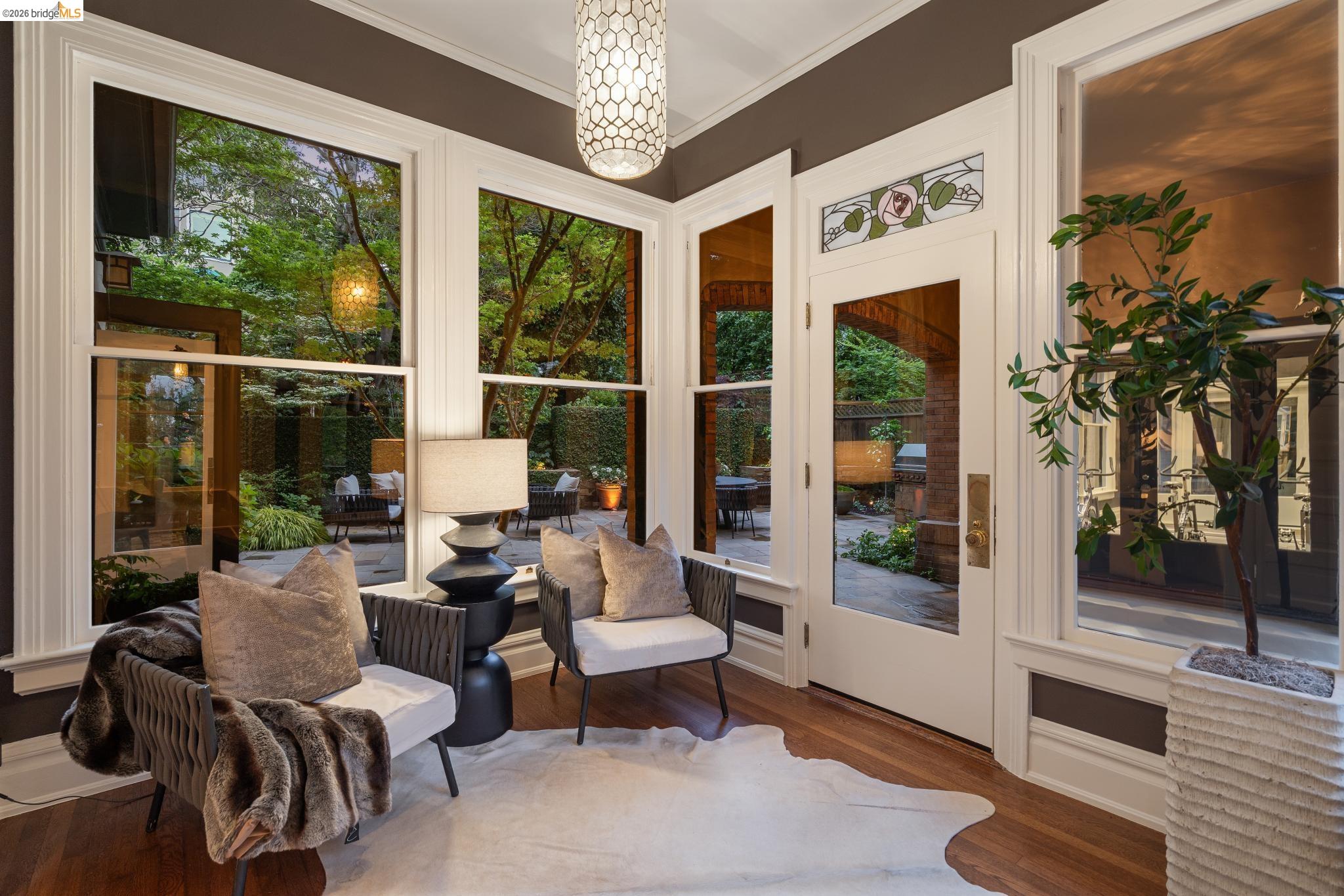 Detail Gallery Image 55 of 60 For 110 Monte, Piedmont,  CA 94611 - 5 Beds | 2/2 Baths