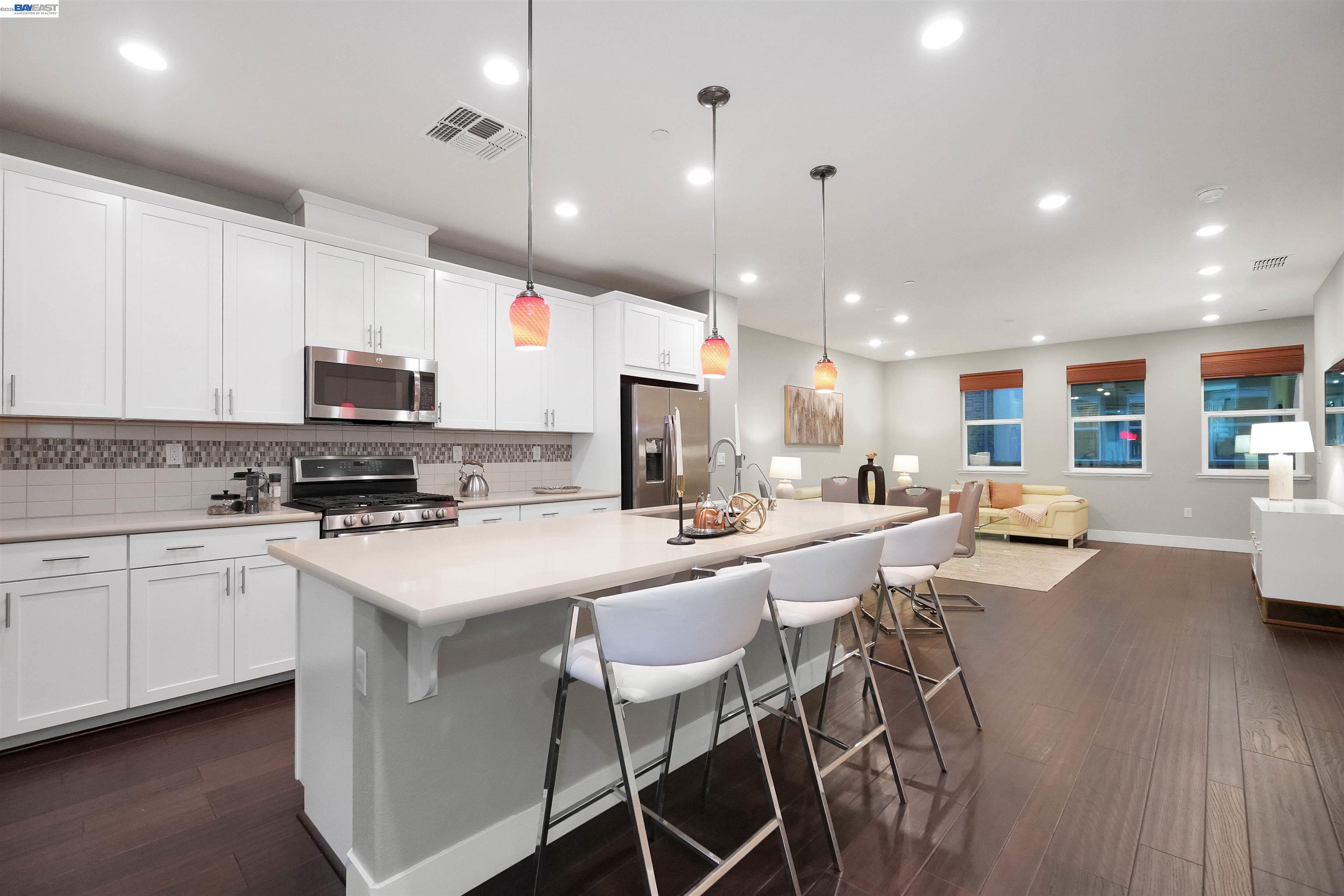 Photo #15: 41129363 Listing: Photo #15