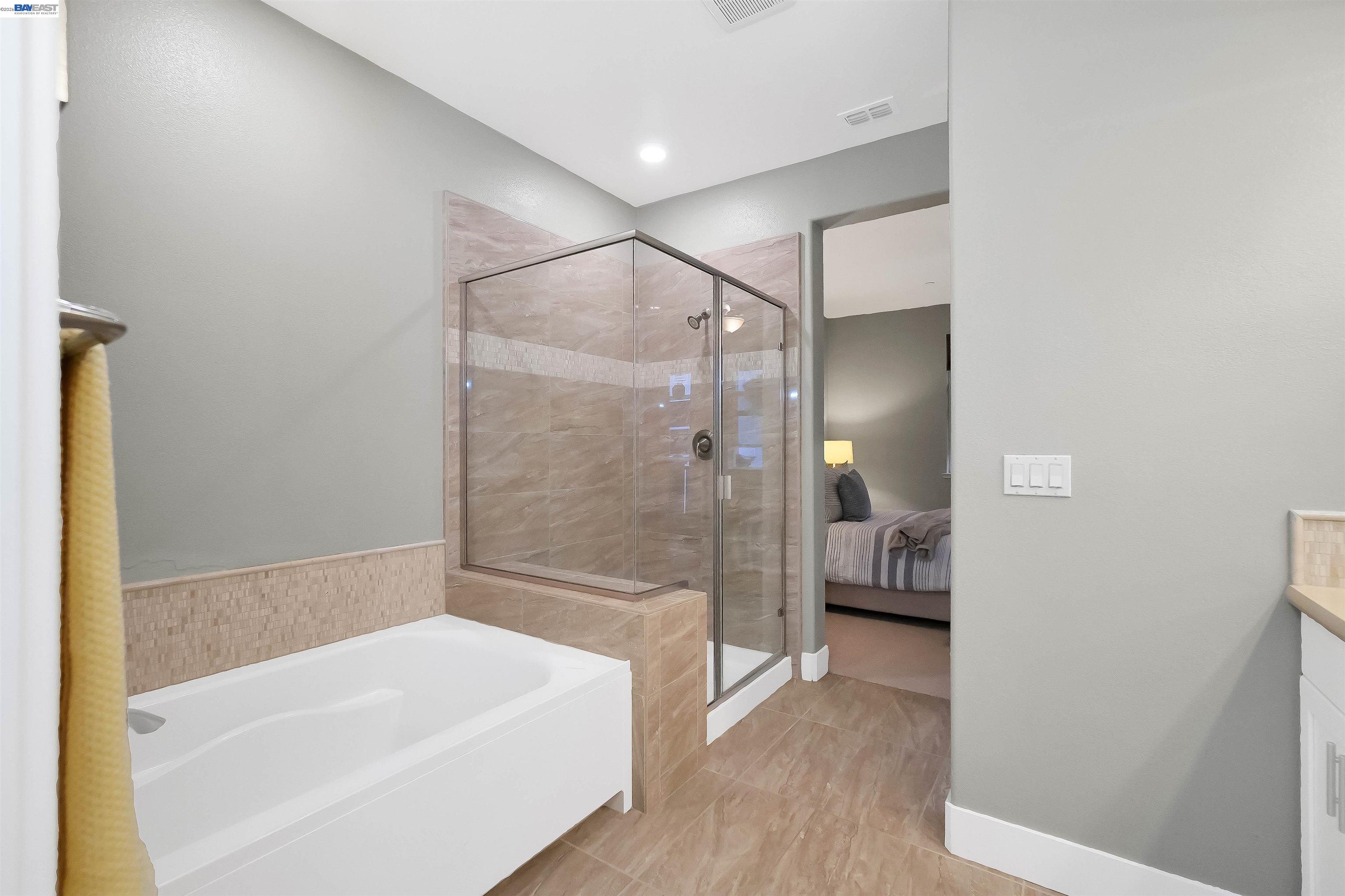 Photo #44: 41129363 Listing: Photo #44