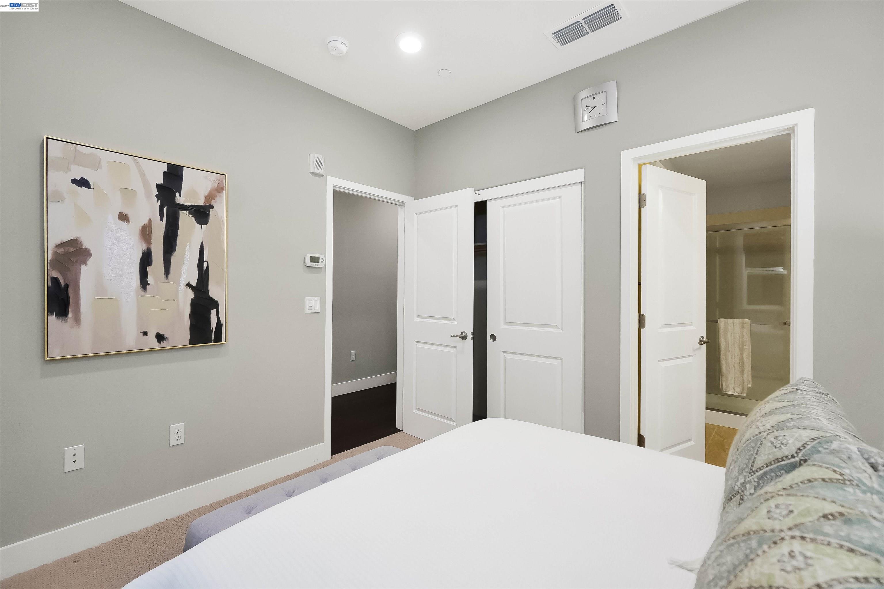 Photo #9: 41129363 Listing: Photo #9