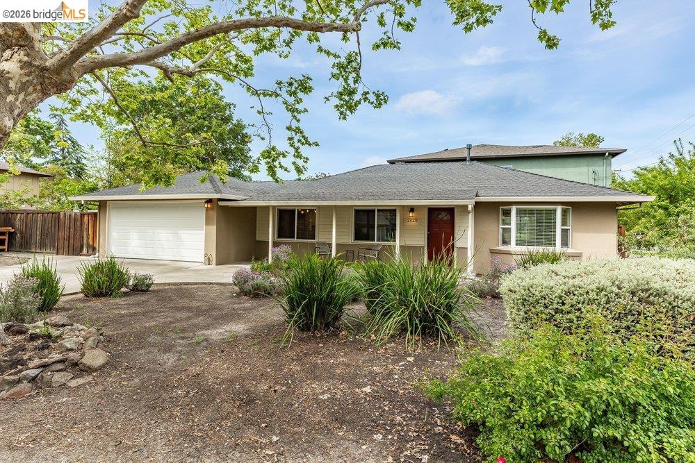 Detail Gallery Image 2 of 38 For 2020 Elinora Dr, Pleasant Hill,  CA 94523 - 3 Beds | 1 Baths