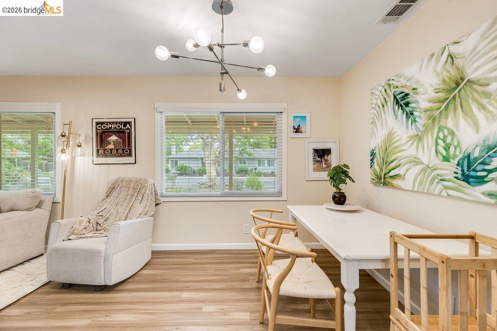 Detail Gallery Image 11 of 38 For 2020 Elinora Dr, Pleasant Hill,  CA 94523 - 3 Beds | 1 Baths