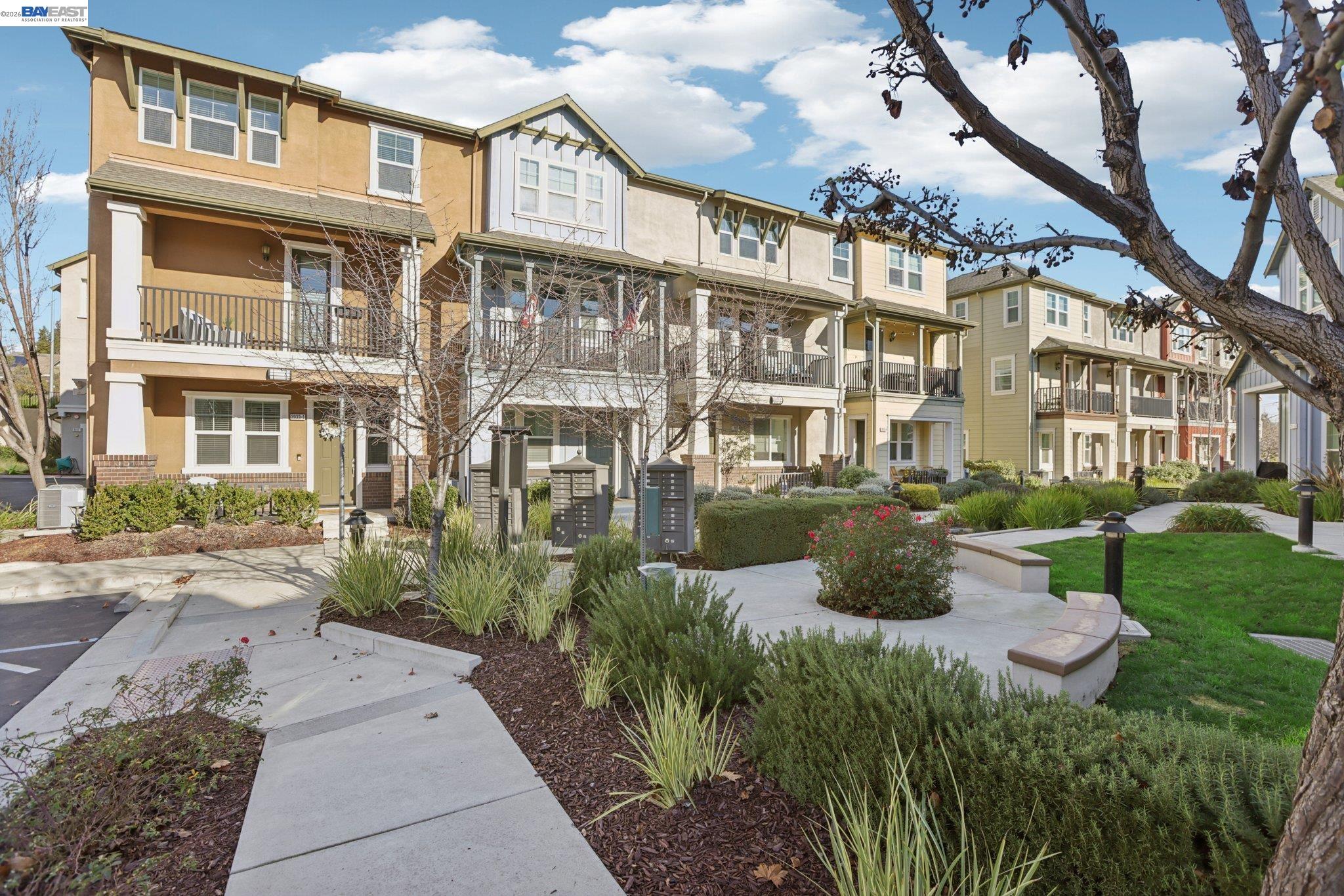 Photo #2: 41129367 Listing: Photo #2