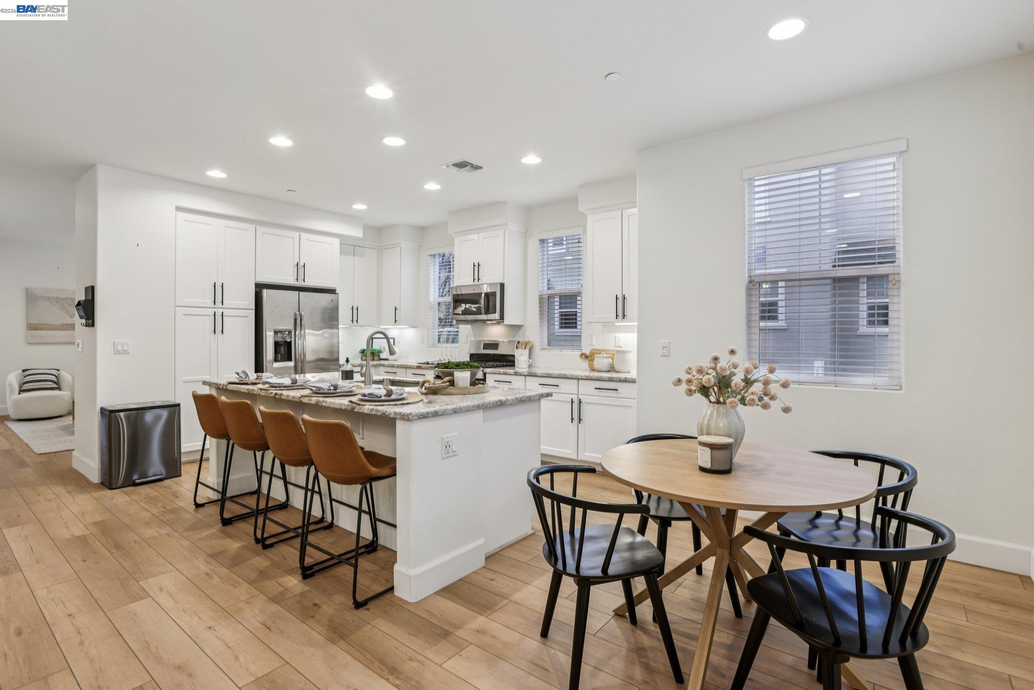 Photo #8: 41129367 Listing: Photo #8