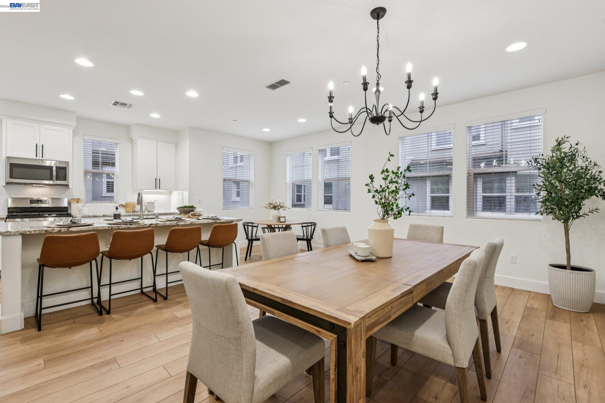 Photo #9: 41129367 Listing: Photo #9