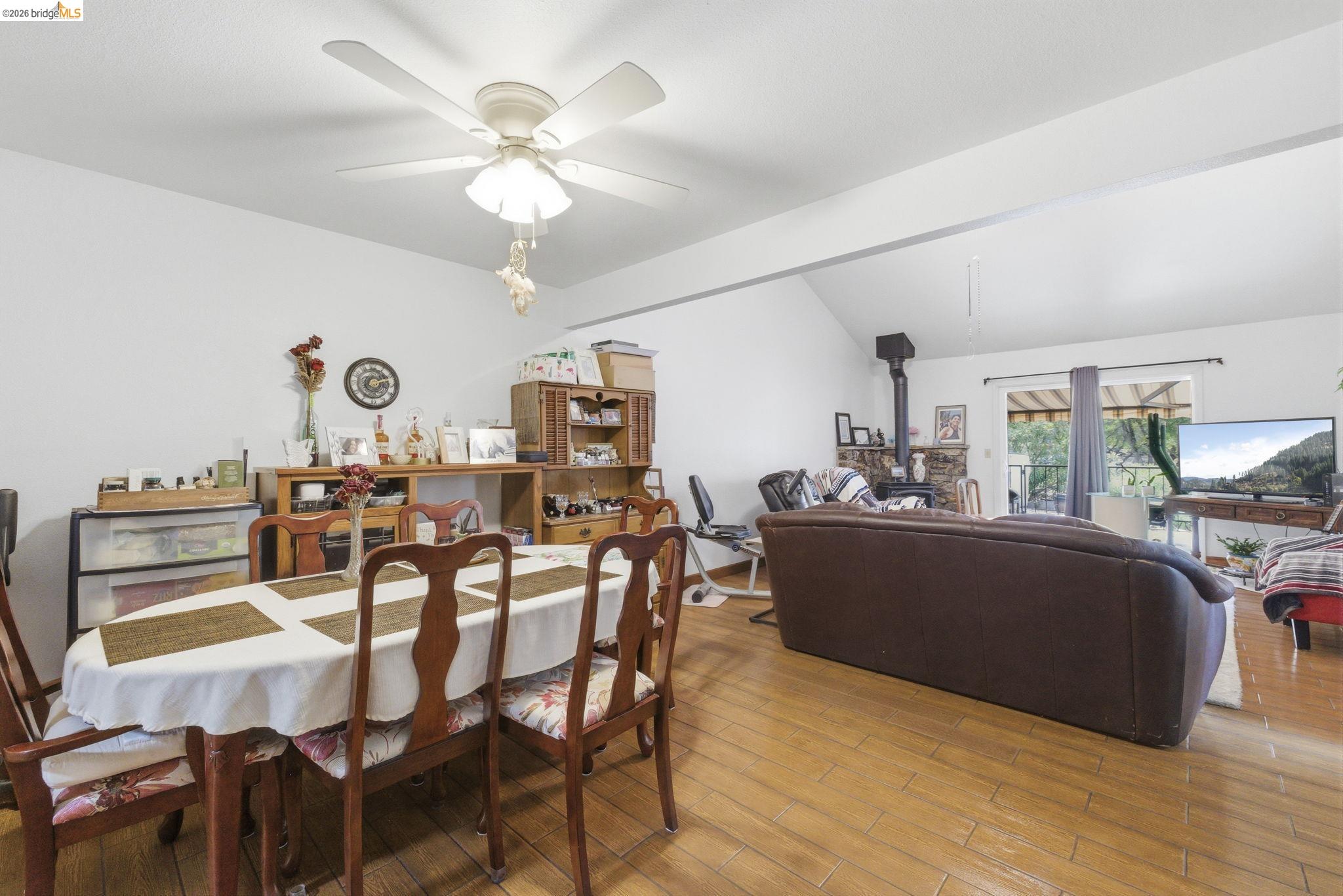 Detail Gallery Image 8 of 25 For 23685 Marble Quarry Rd #8,  Columbia,  CA 95310 - 3 Beds | 2 Baths