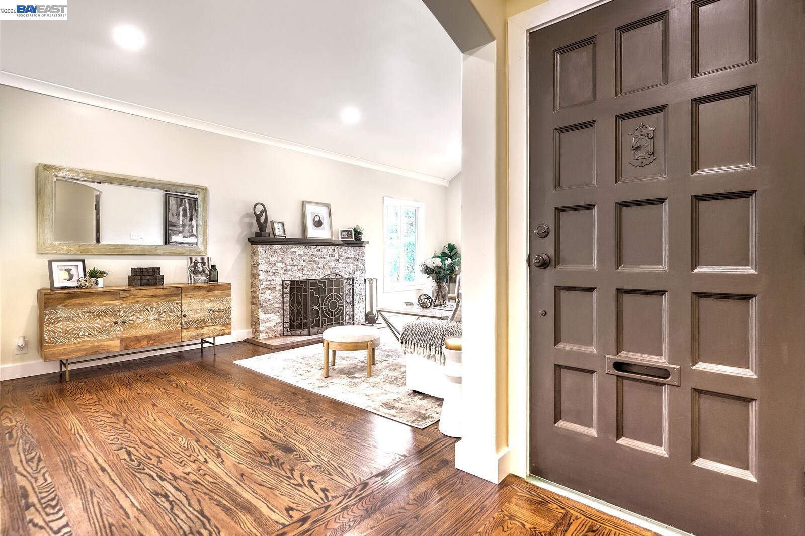 Detail Gallery Image 26 of 26 For 100 Sonia St., Oakland,  CA 94618 - 5 Beds | 3 Baths