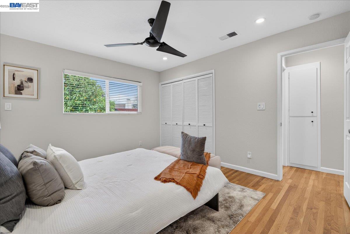 Detail Gallery Image 22 of 35 For 6168 Inglewood Dr, Pleasanton,  CA 94588 - 3 Beds | 2 Baths