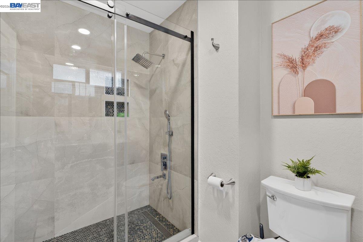 Detail Gallery Image 26 of 35 For 6168 Inglewood Dr, Pleasanton,  CA 94588 - 3 Beds | 2 Baths