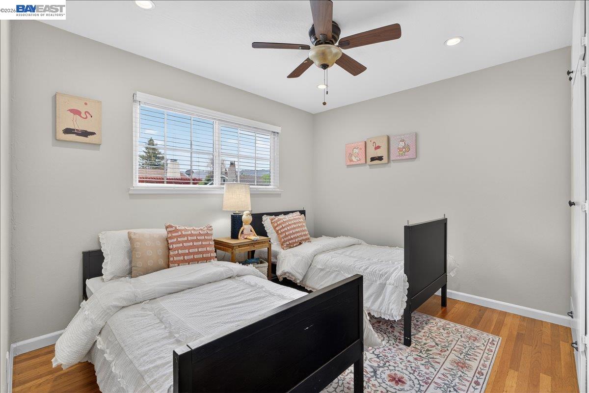 Detail Gallery Image 27 of 35 For 6168 Inglewood Dr, Pleasanton,  CA 94588 - 3 Beds | 2 Baths