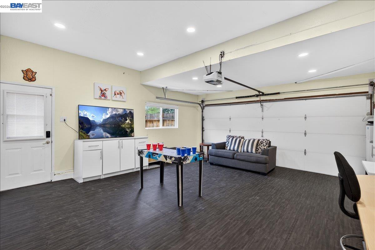 Detail Gallery Image 28 of 35 For 6168 Inglewood Dr, Pleasanton,  CA 94588 - 3 Beds | 2 Baths