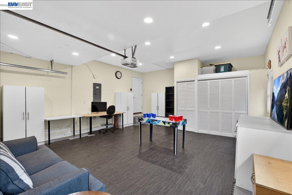 Detail Gallery Image 29 of 35 For 6168 Inglewood Dr, Pleasanton,  CA 94588 - 3 Beds | 2 Baths