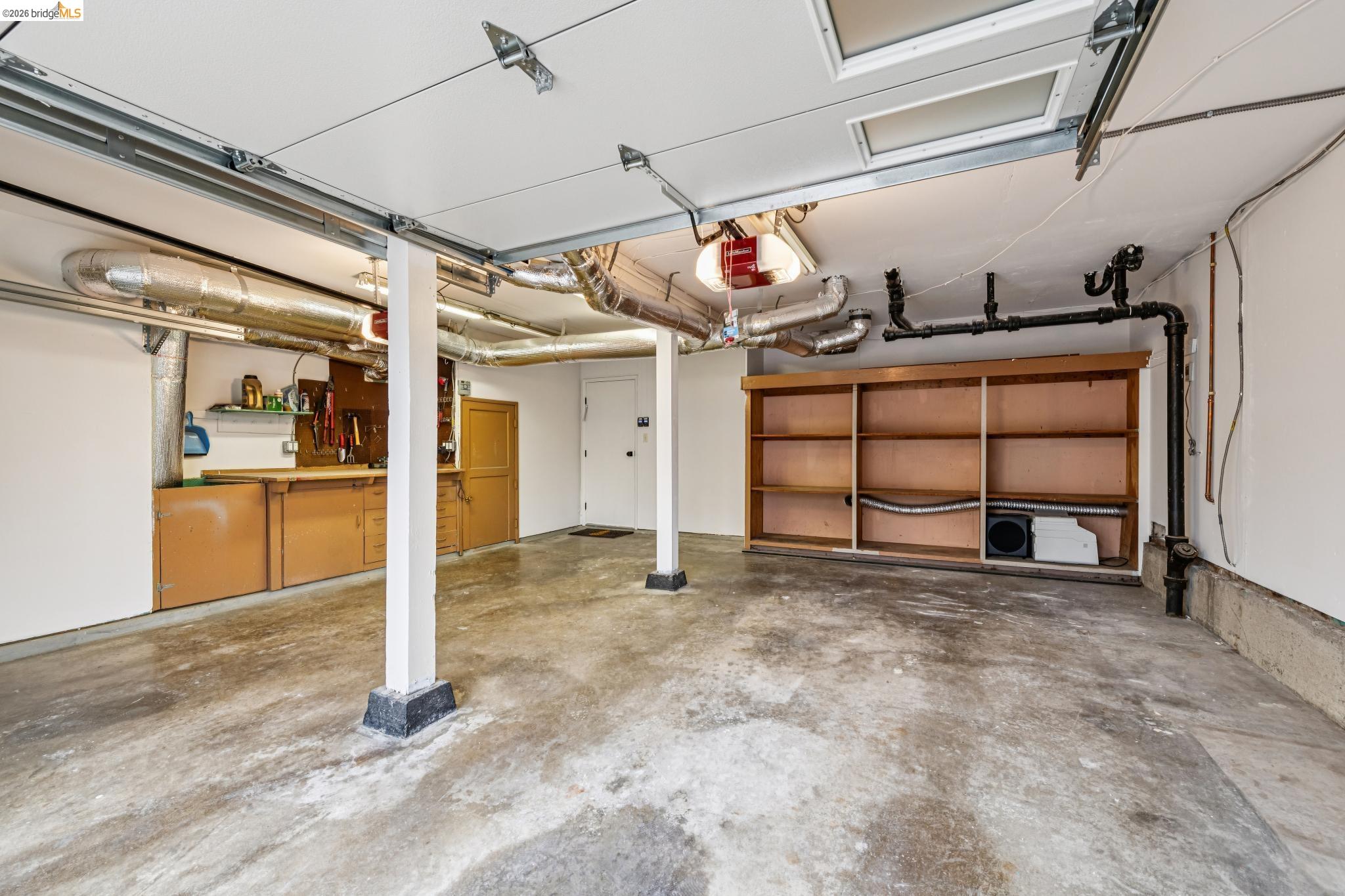 Detail Gallery Image 30 of 60 For 341 Rishell Dr, Oakland,  CA 94619 - 3 Beds | 2/1 Baths