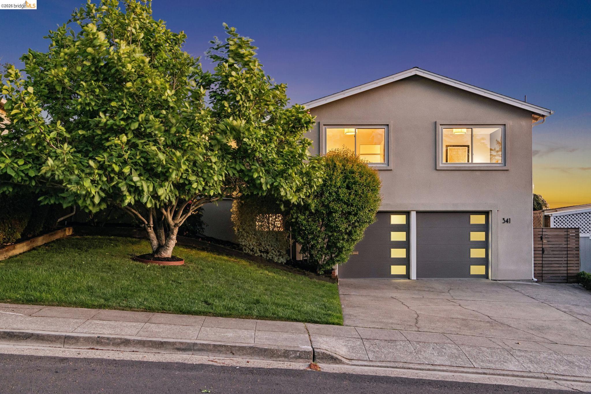 Detail Gallery Image 35 of 60 For 341 Rishell Dr, Oakland,  CA 94619 - 3 Beds | 2/1 Baths