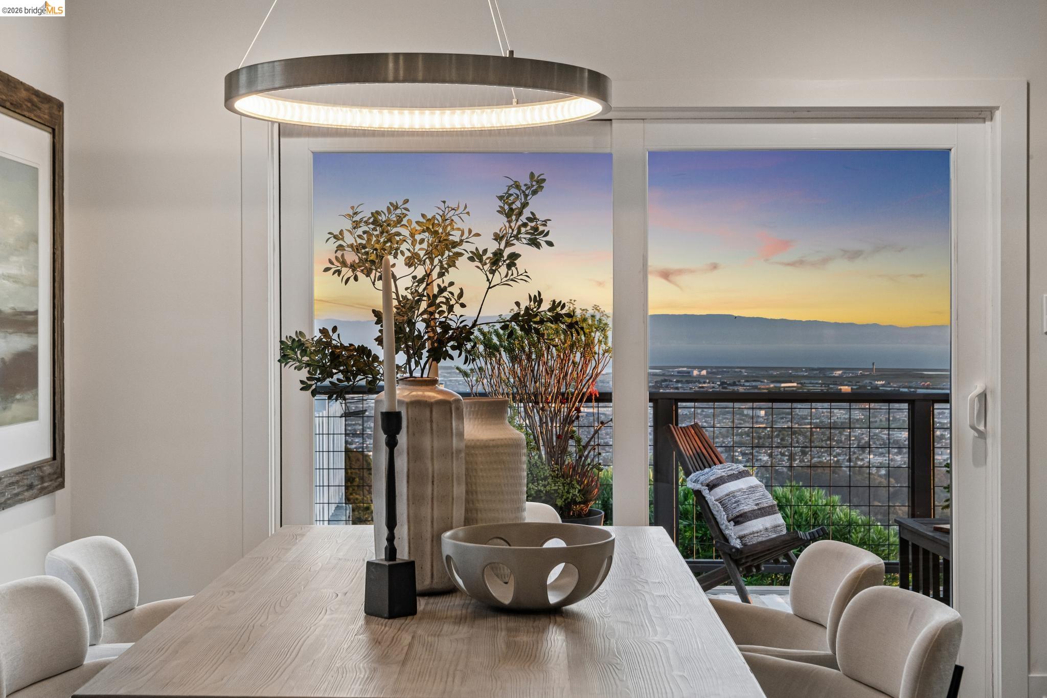 Detail Gallery Image 39 of 60 For 341 Rishell Dr, Oakland,  CA 94619 - 3 Beds | 2/1 Baths