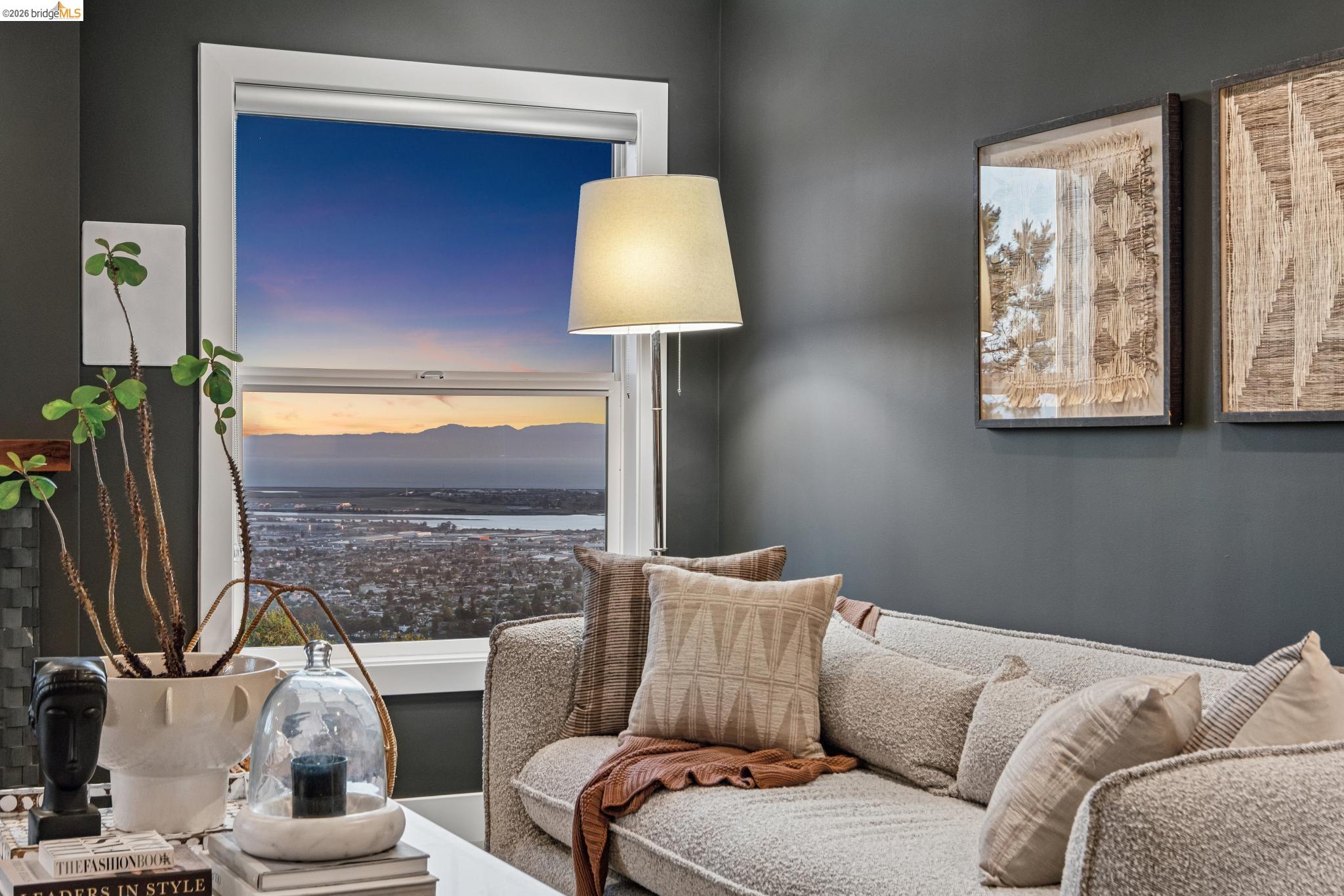 Detail Gallery Image 40 of 60 For 341 Rishell Dr, Oakland,  CA 94619 - 3 Beds | 2/1 Baths