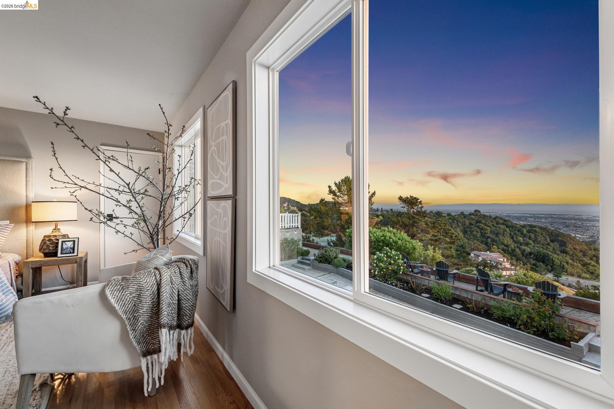 Detail Gallery Image 42 of 60 For 341 Rishell Dr, Oakland,  CA 94619 - 3 Beds | 2/1 Baths